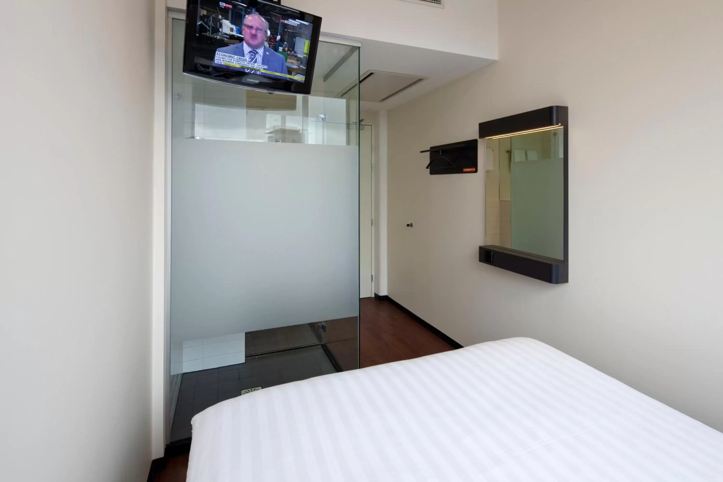 TV and multimedia, Bed in easyHotel Amsterdam City Centre South