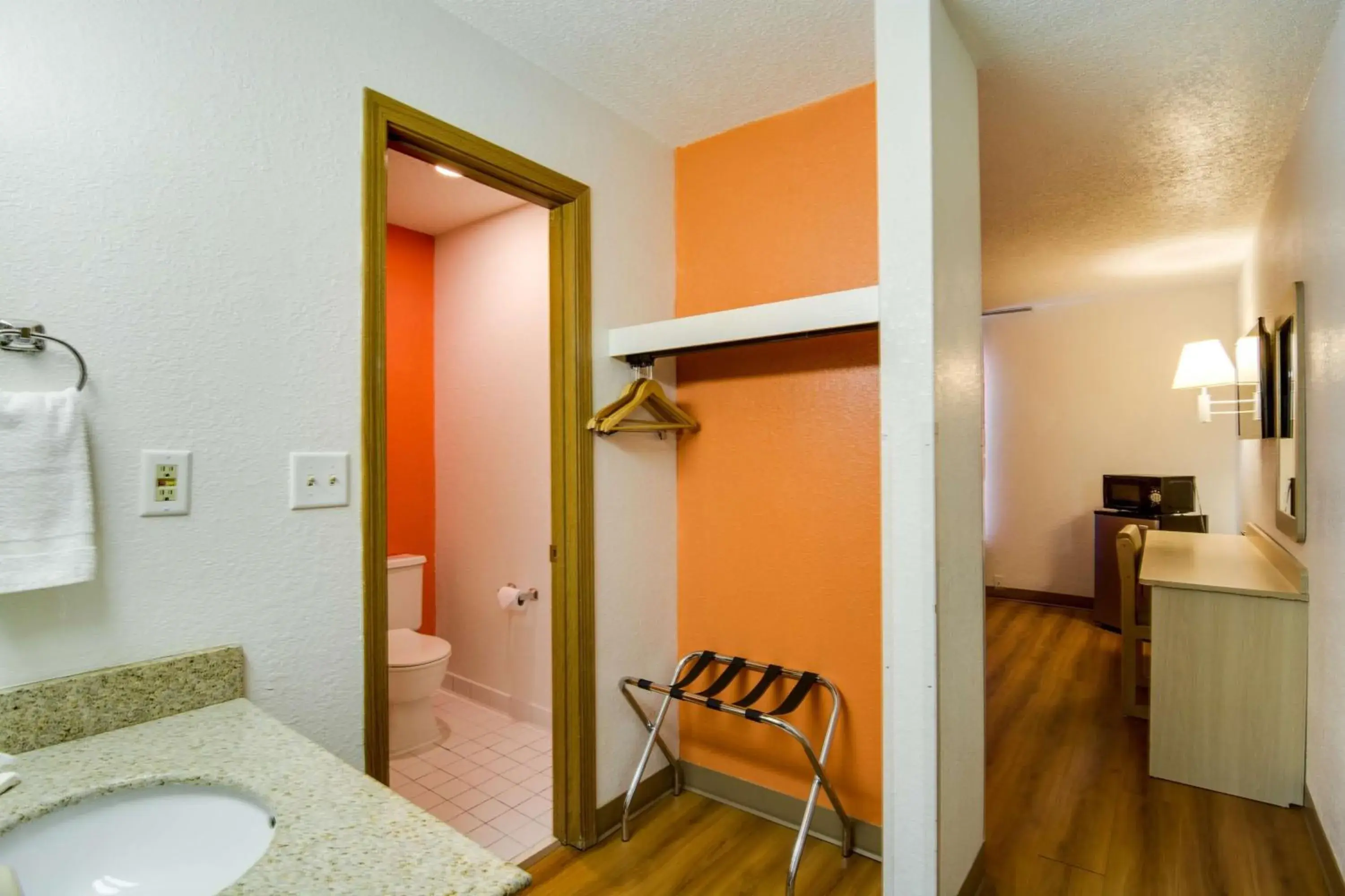 Photo of the whole room, Bathroom in Motel 6-Waukegan, IL