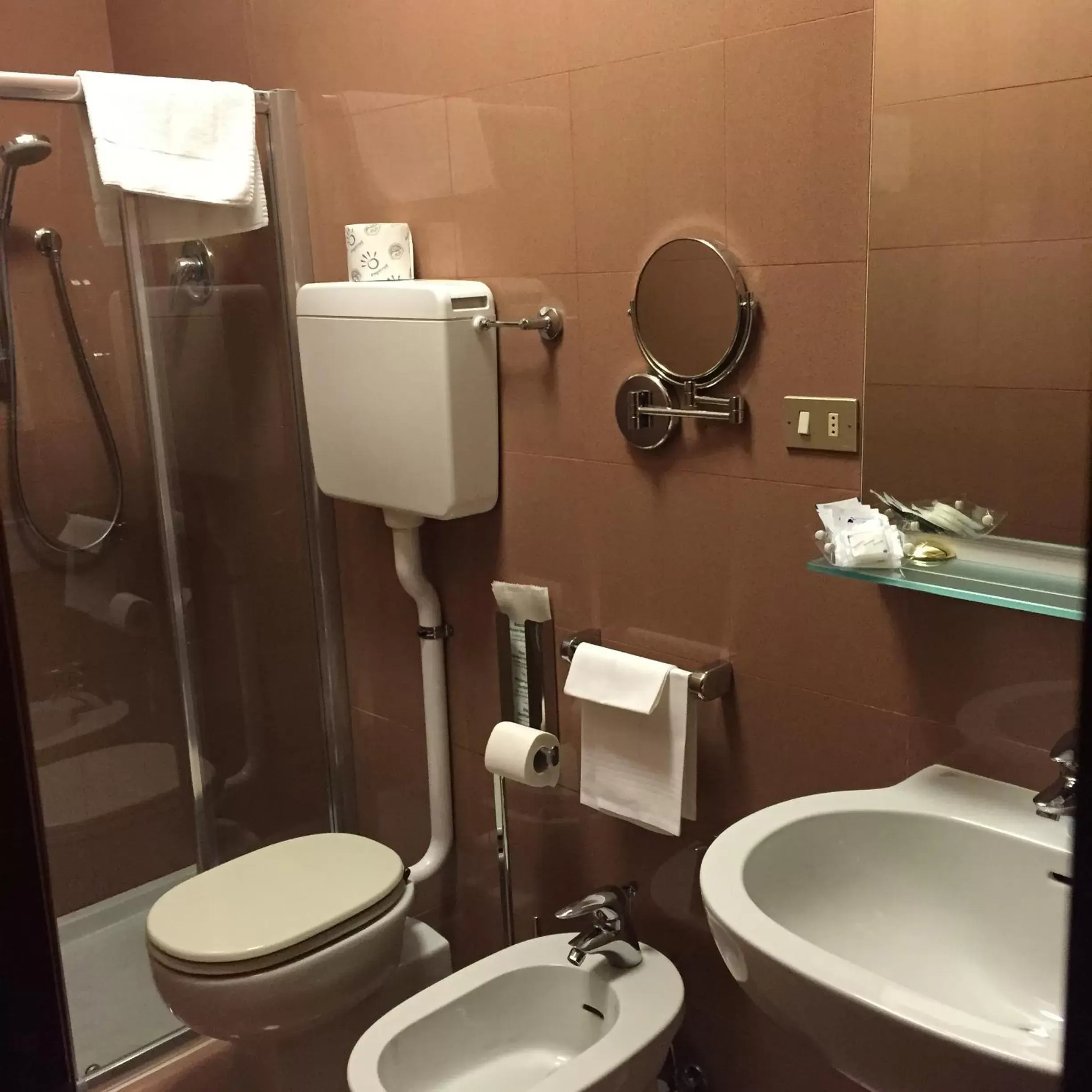 Bathroom in Le Petit Hotel
