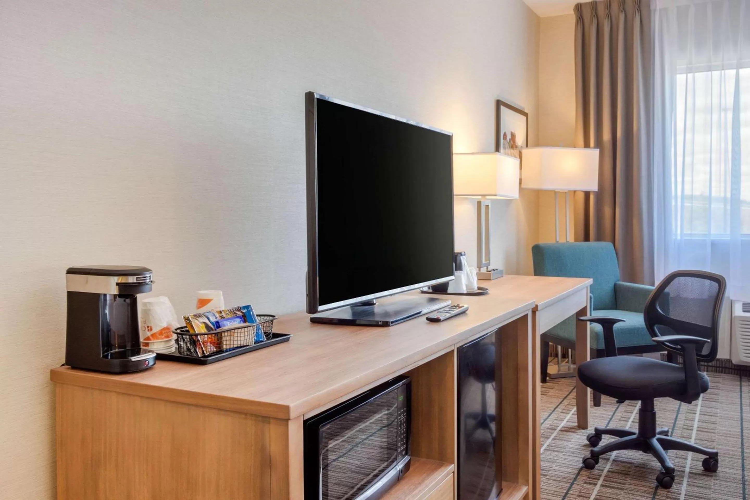 Photo of the whole room in Quality Hotel