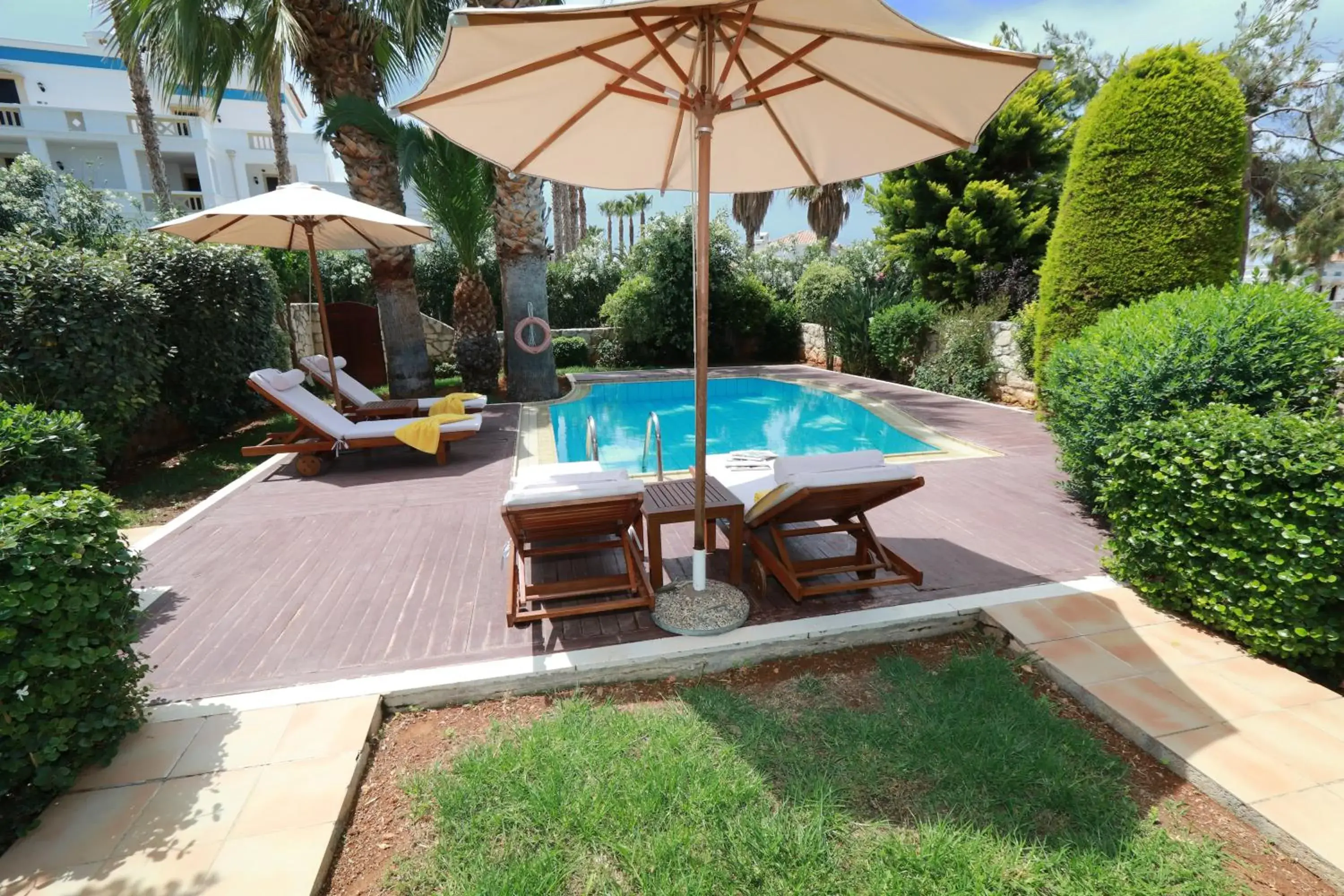 Swimming pool in Annabelle Beach Resort