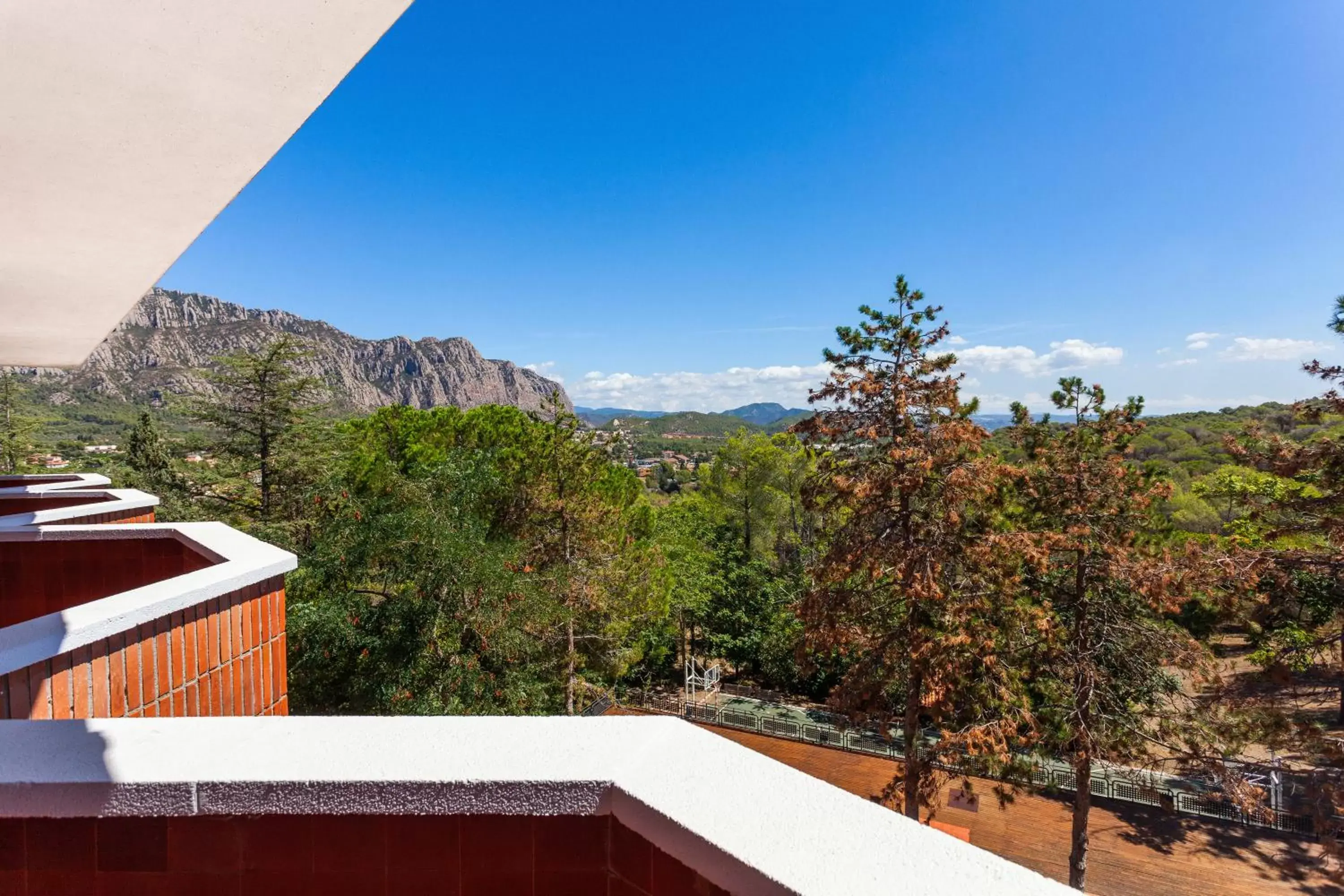 View (from property/room), Balcony/Terrace in Checkin Montserrat