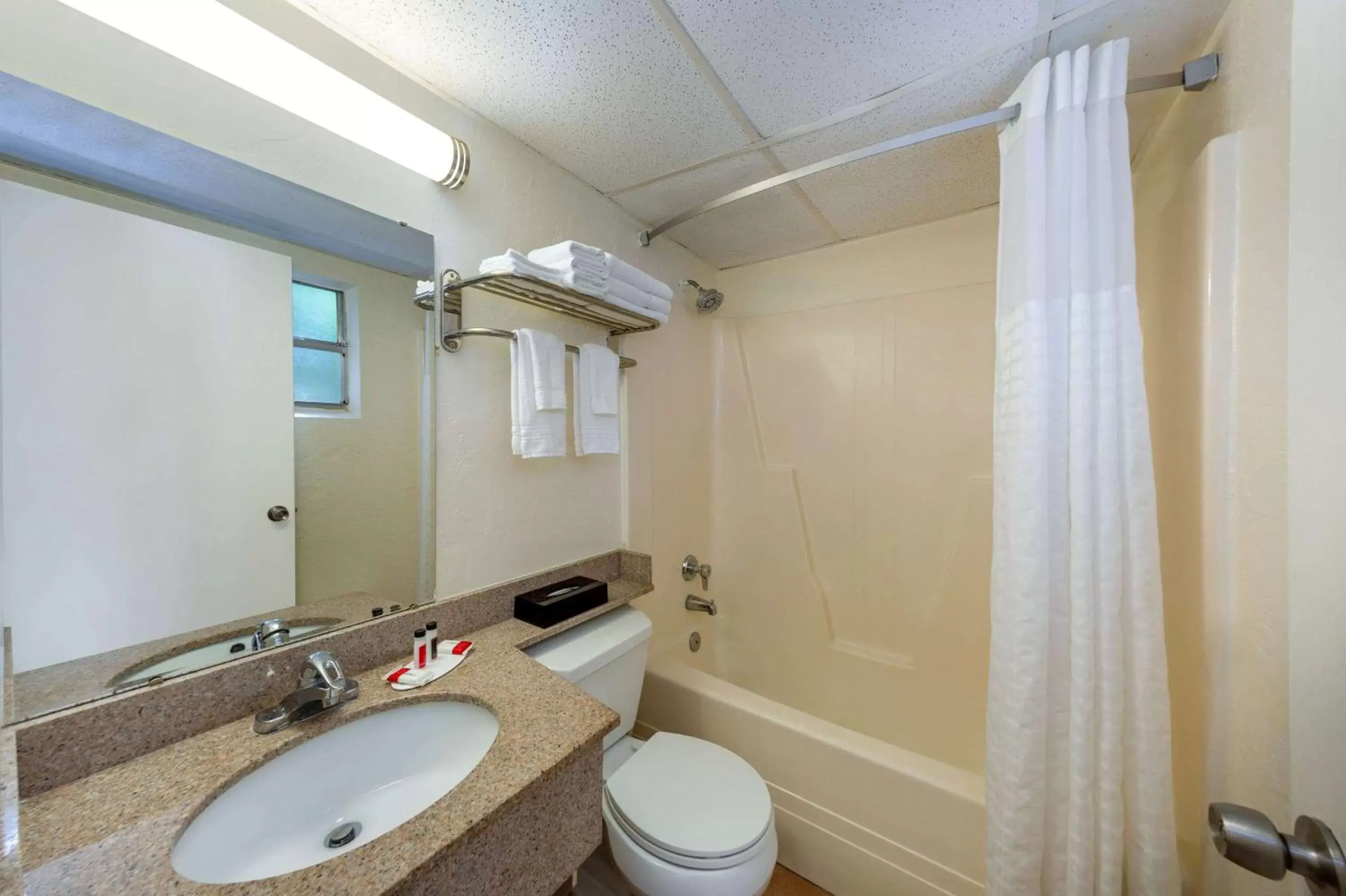 Bathroom in Super 8 by Wyndham Bradenton Sarasota Area