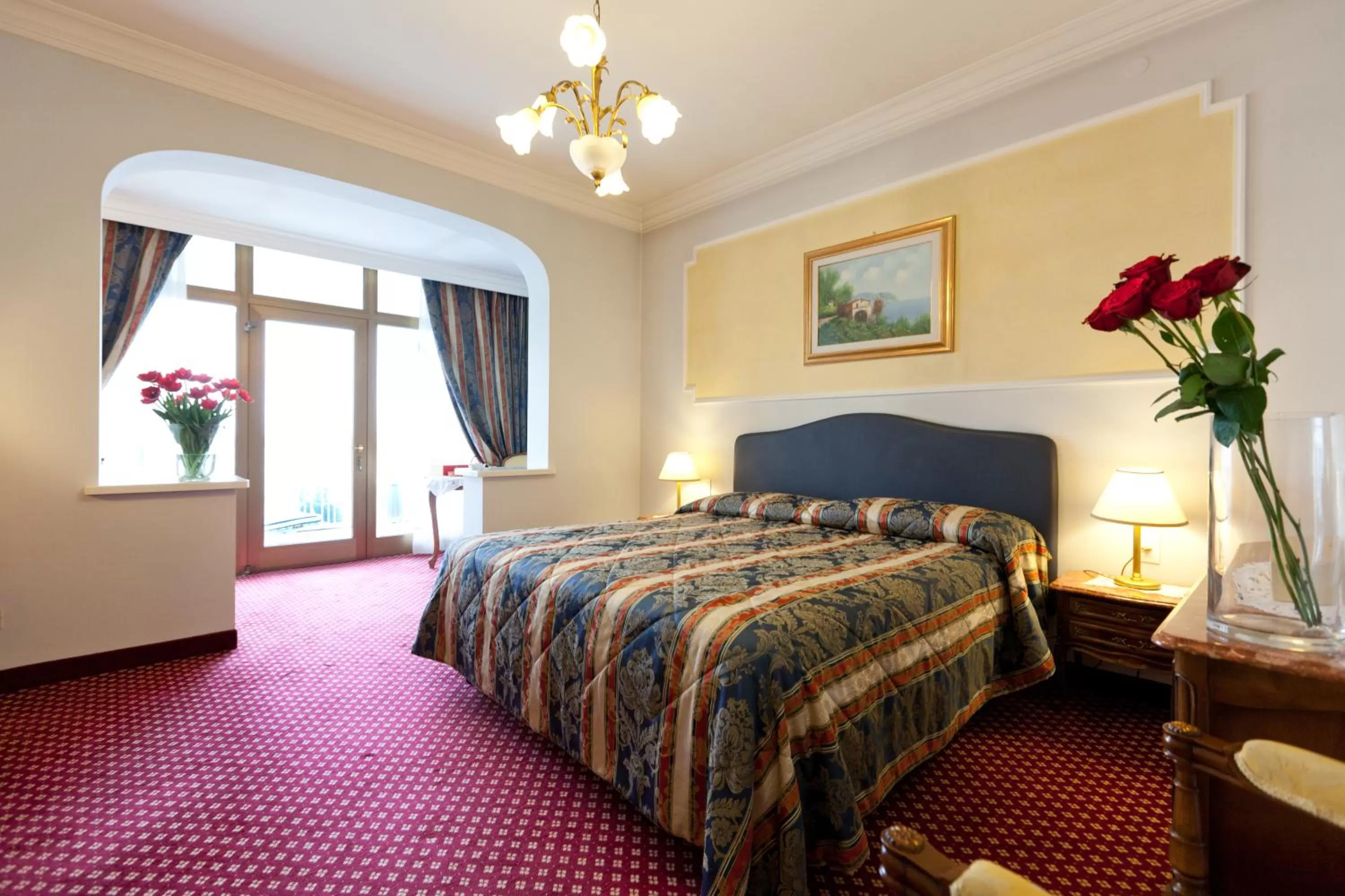 Photo of the whole room, Bed in Hotel La Residence & Idrokinesis