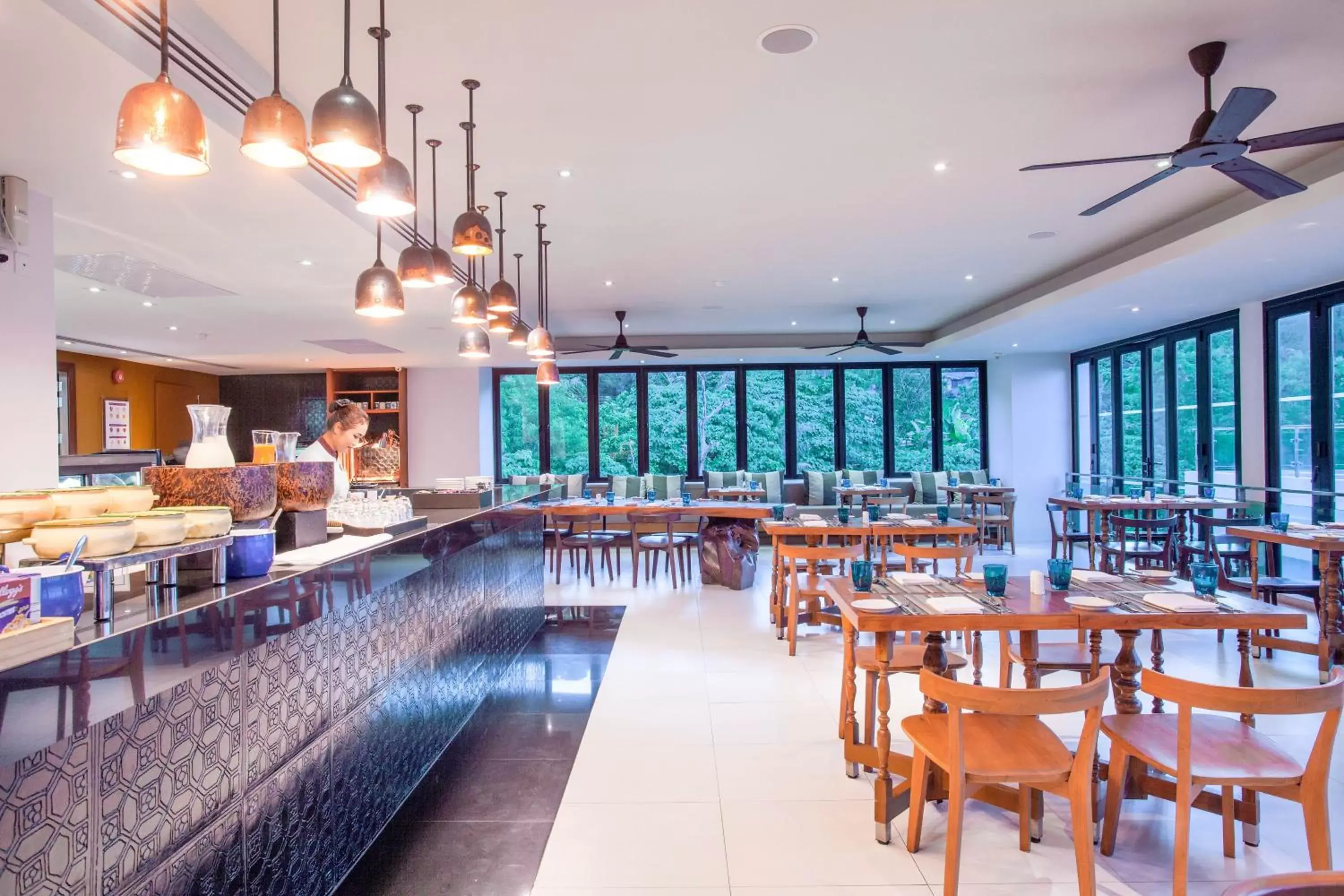 Dining area, Restaurant/Places to Eat in Zenmaya Oceanfront Phuket, Trademark Collection by Wyndham