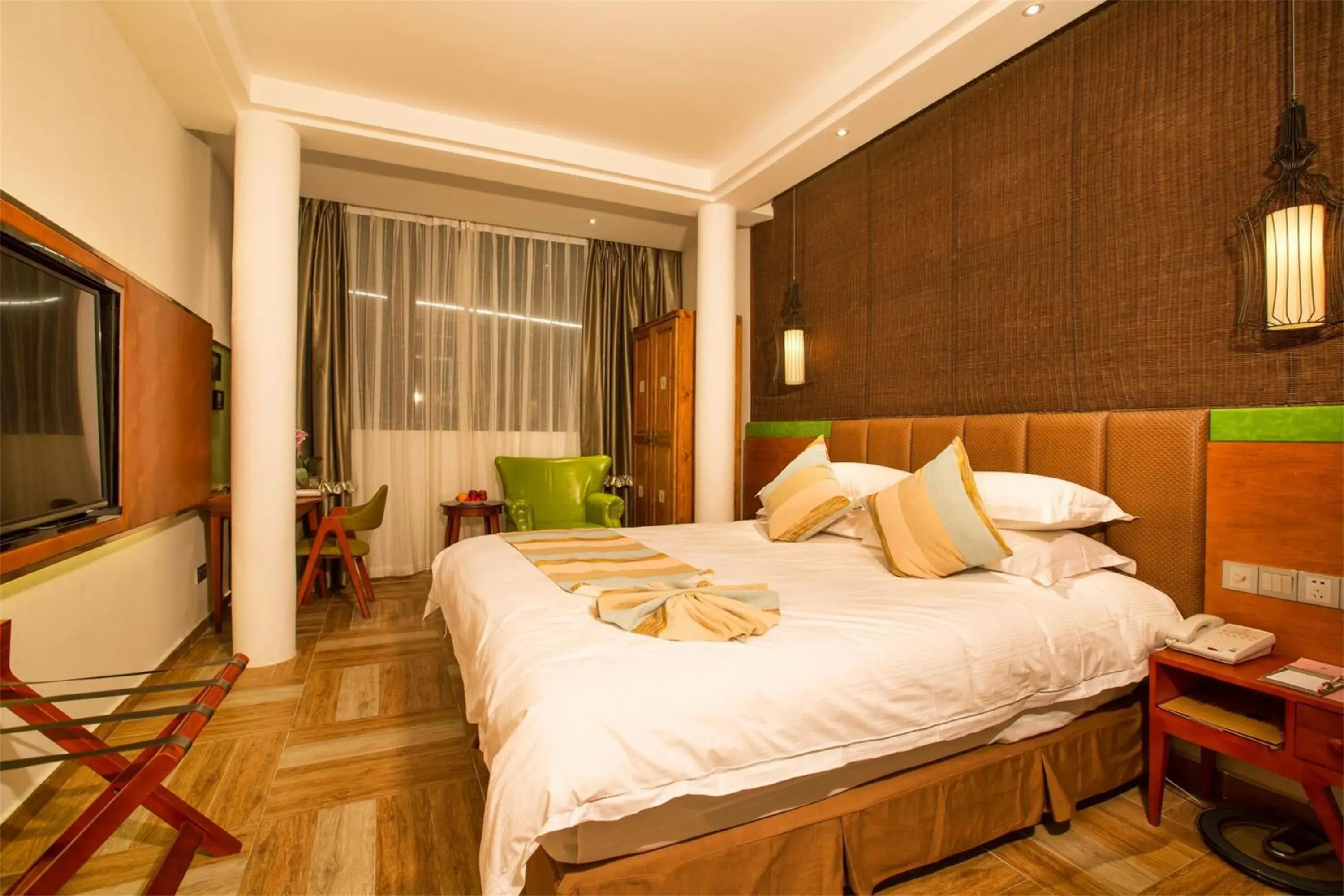 Bedroom, Bed in Yurong West-Lake-Cottage Holiday Hotel Hangzhou