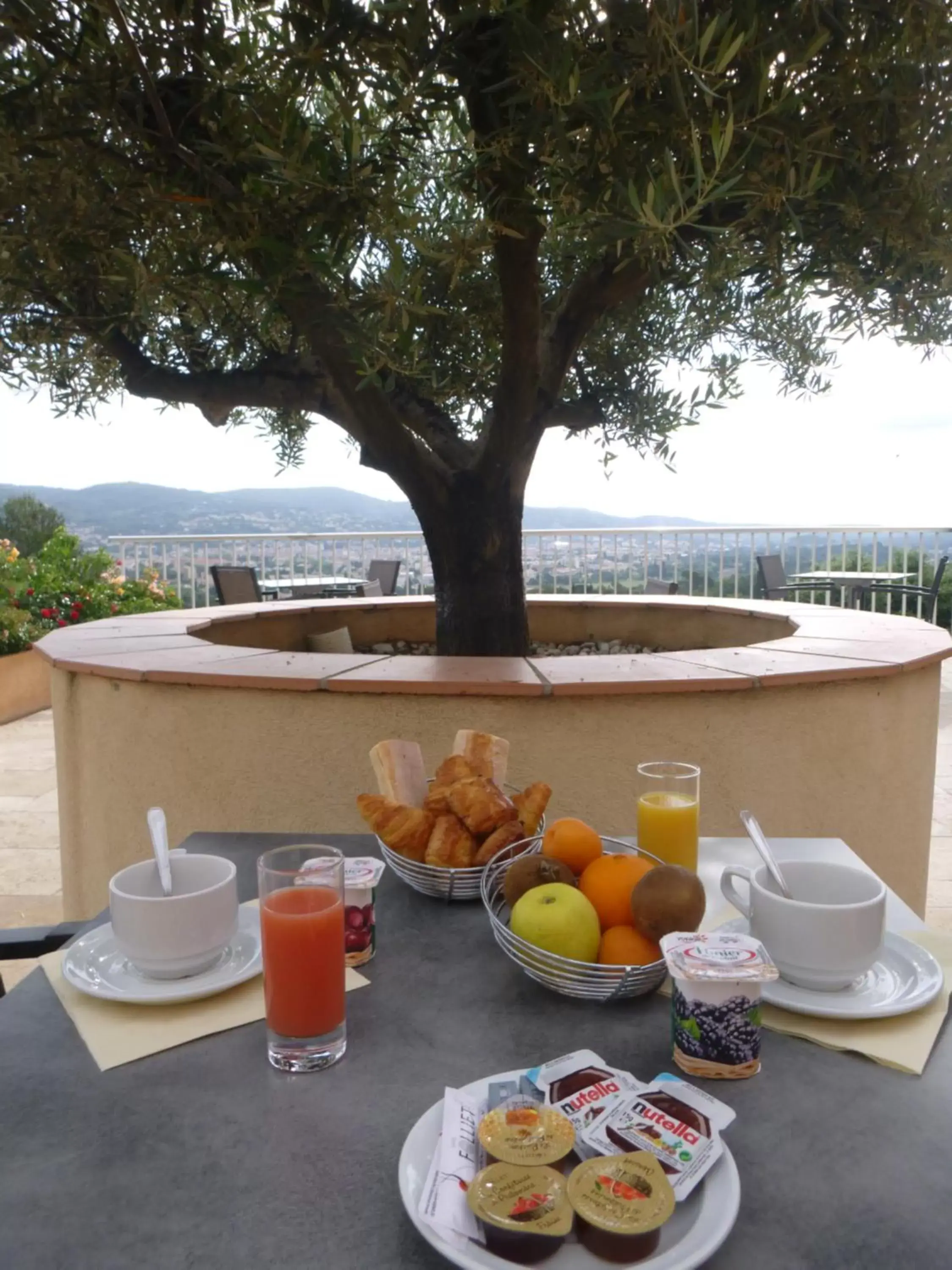 Continental breakfast in Logis Hotel Le Col De L'ange