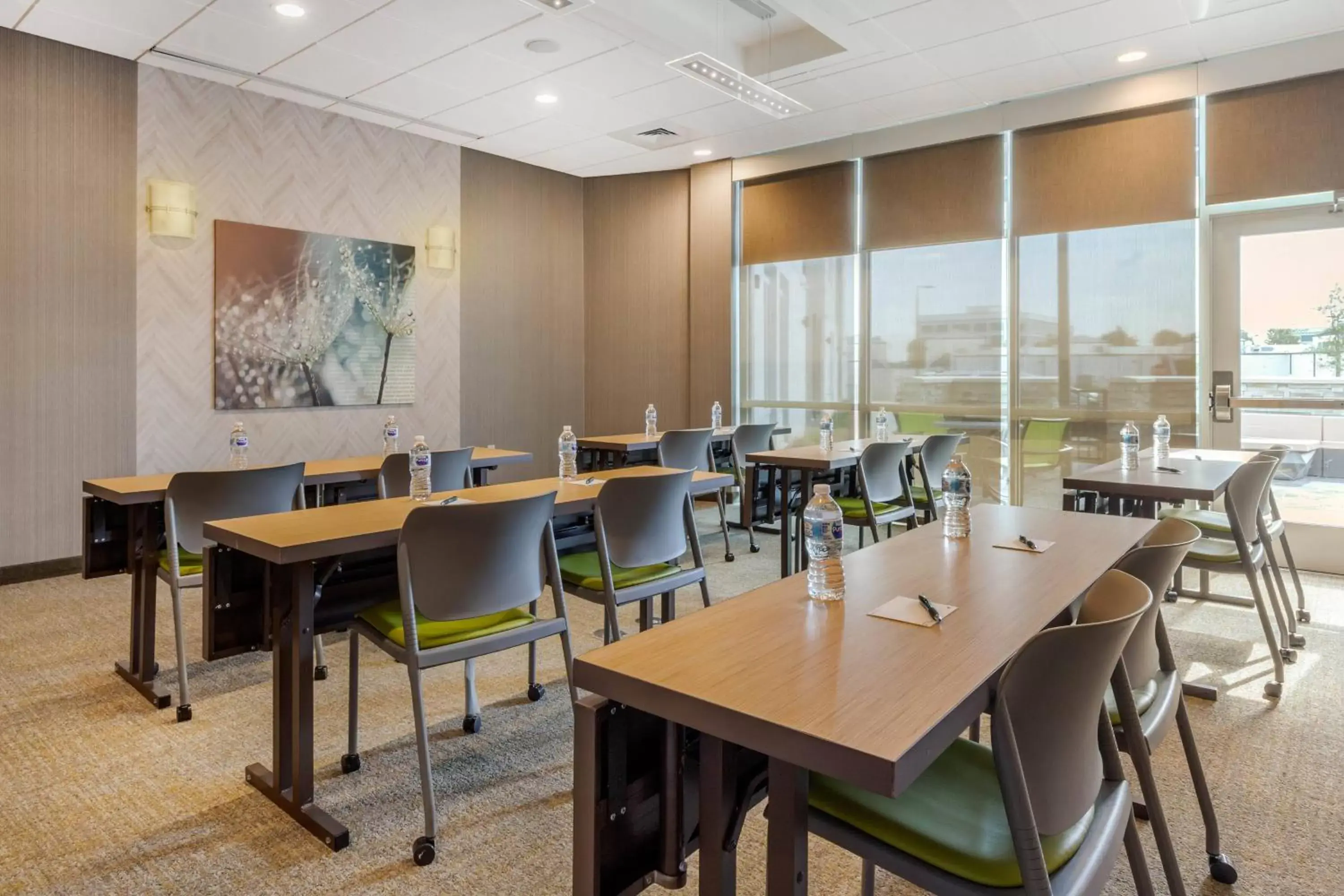 Meeting/conference room in SpringHill Suites Charlotte Southwest