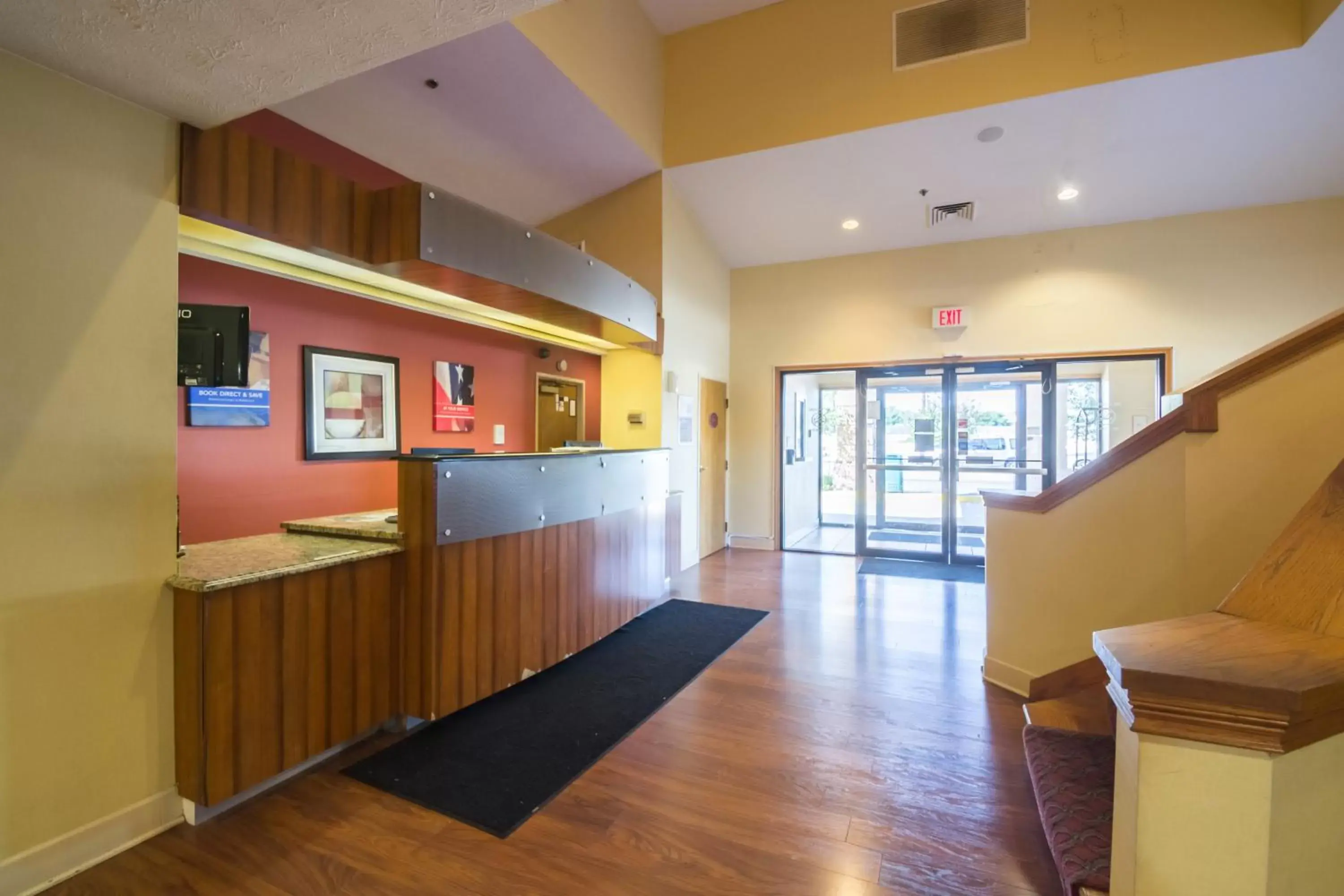Lobby or reception, Lounge/Bar in Motel 6-Indianapolis, IN - Airport