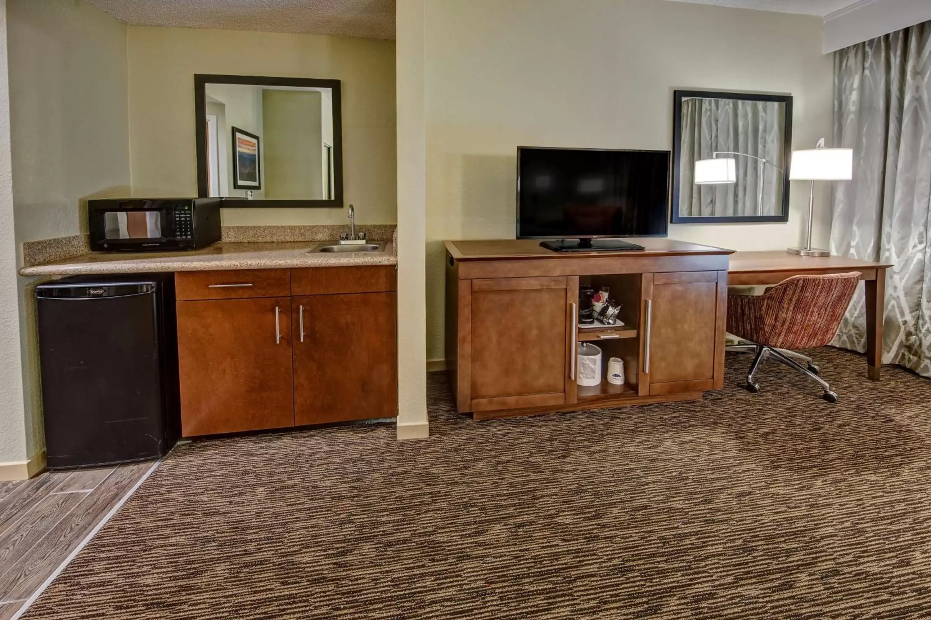 Other, TV/Entertainment Center in Hampton Inn Concord/Kannapolis