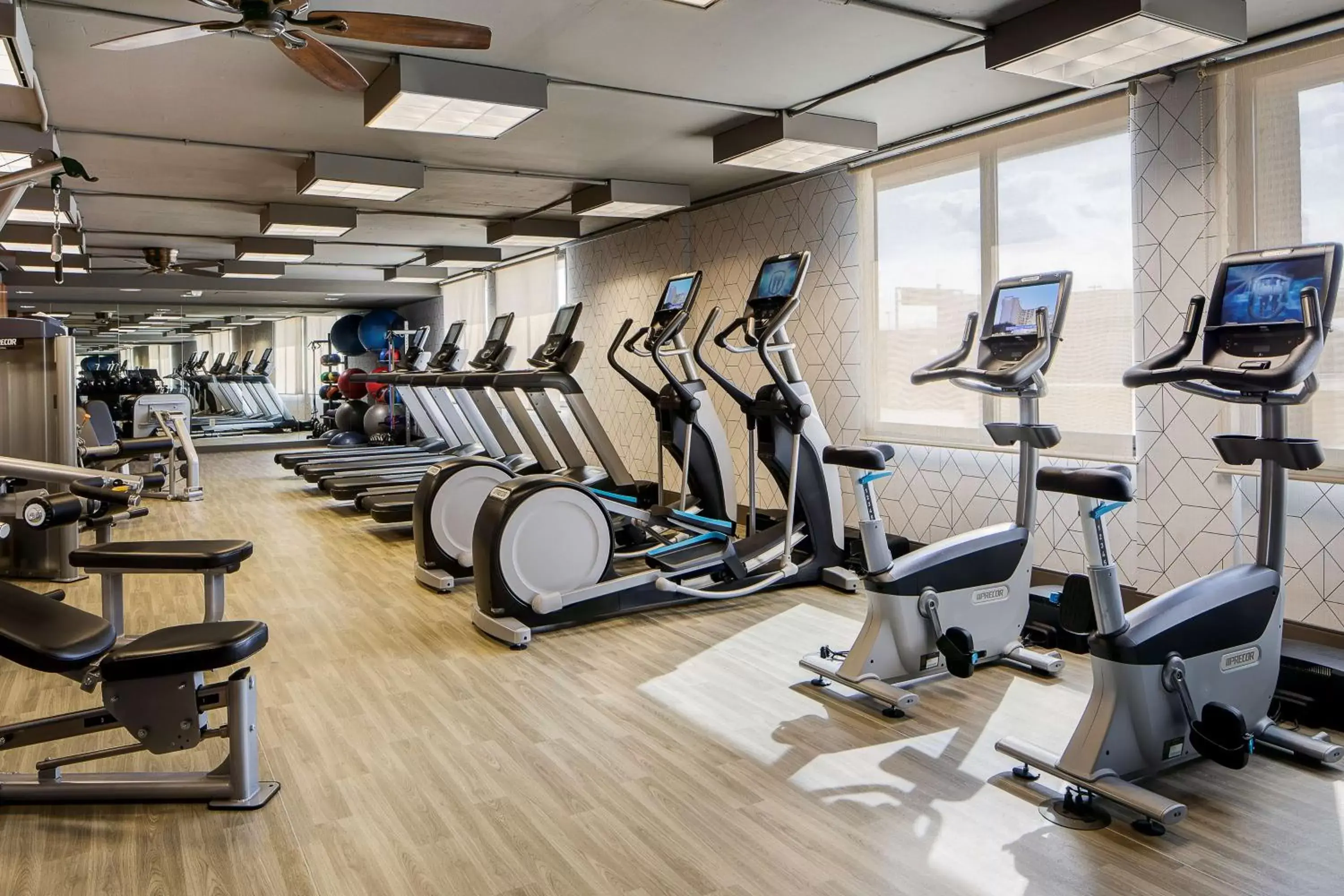 Fitness centre/facilities, Fitness Center/Facilities in Hyatt Regency DFW International Airport