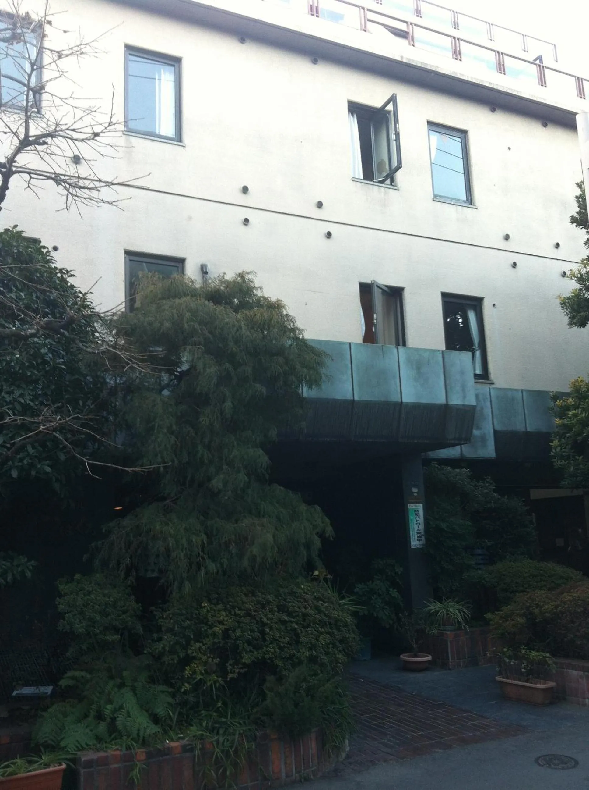 Facade/entrance in Hotel Empire in Shinjuku