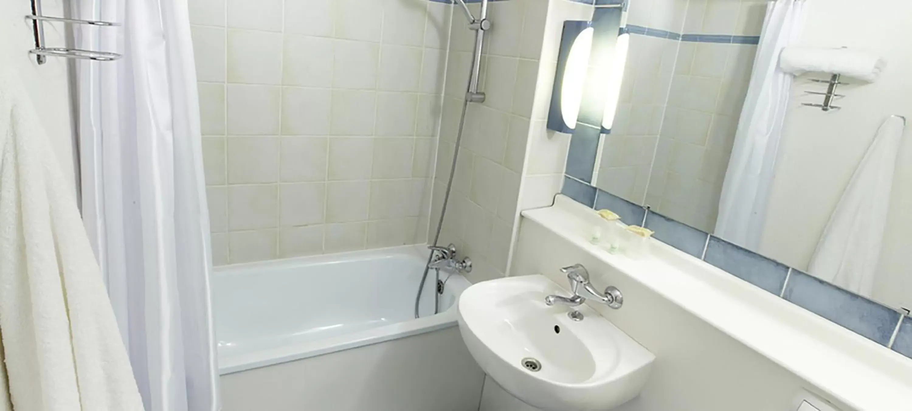 Double Room in Kyriad Blois Nord Double Room in Kyriad Blois Nord