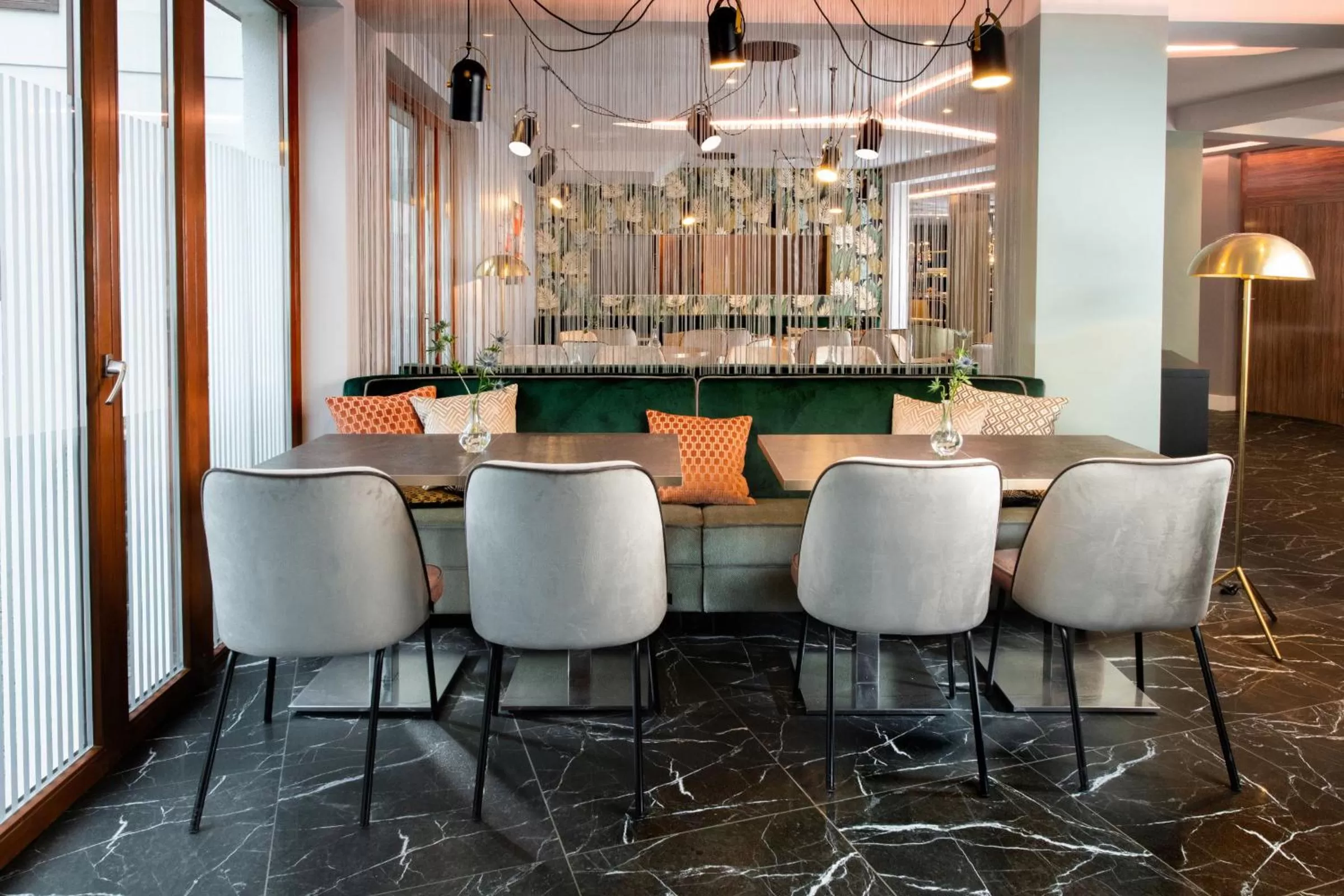 Restaurant/places to eat in Leonardo Boutique Hotel Krakow City Center