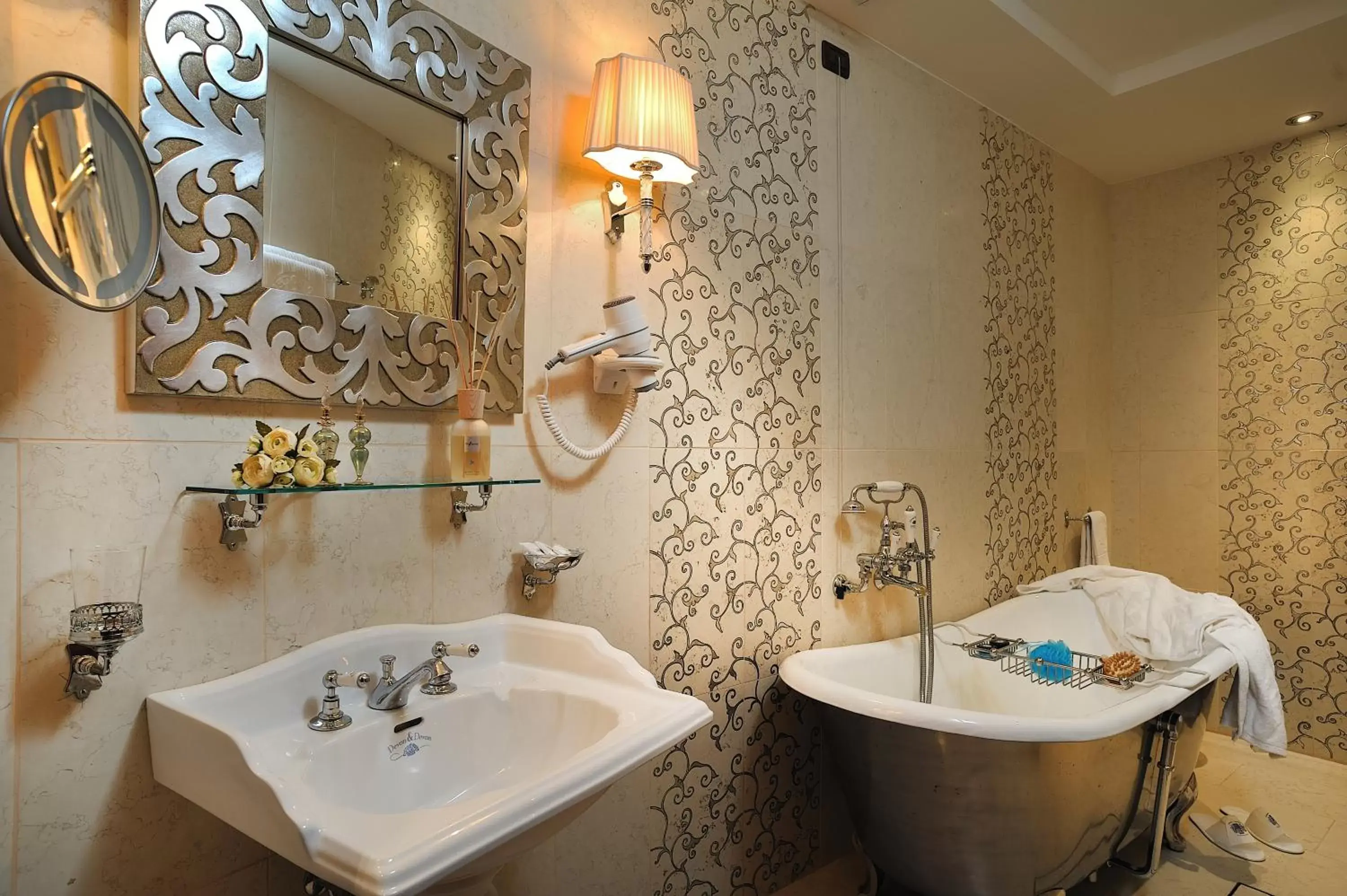 Bathroom in Hotel Bonconte