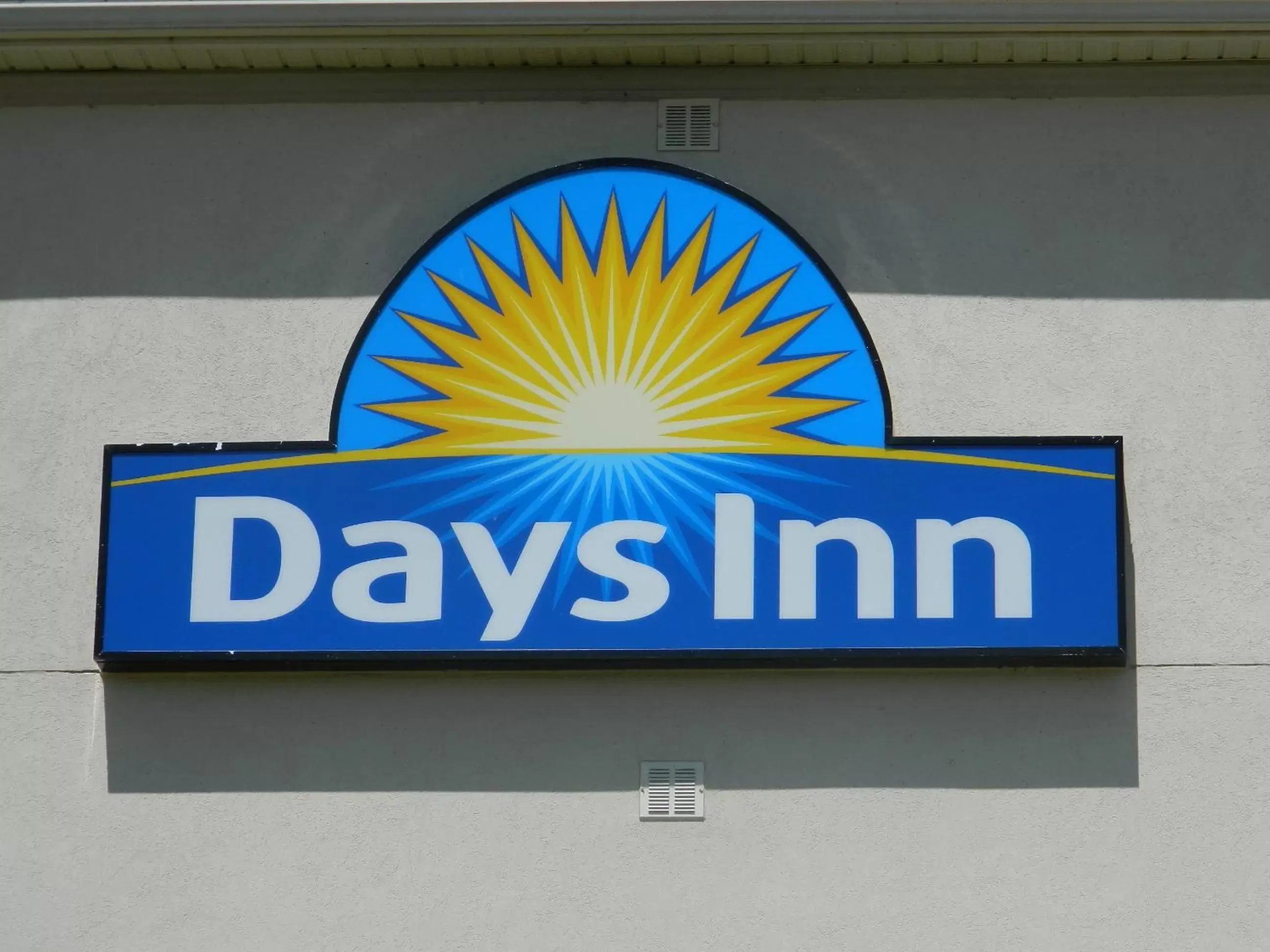 Logo/Certificate/Sign in Days Inn by Wyndham Orillia