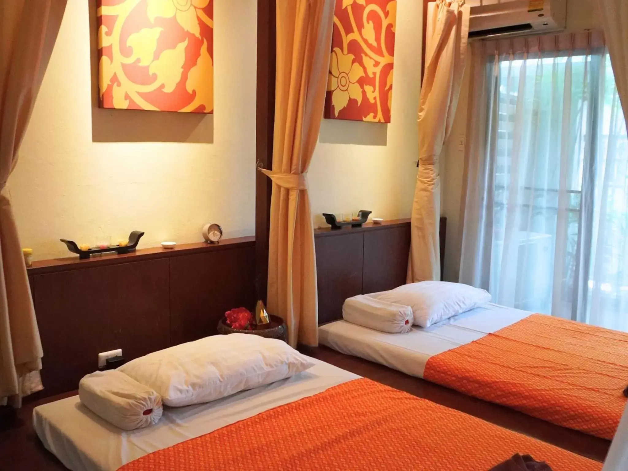 Massage, Bed in Cosy Beach Hotel - SHA Extra Plus Massage, Bed in Cosy Beach Hotel - SHA Extra Plus