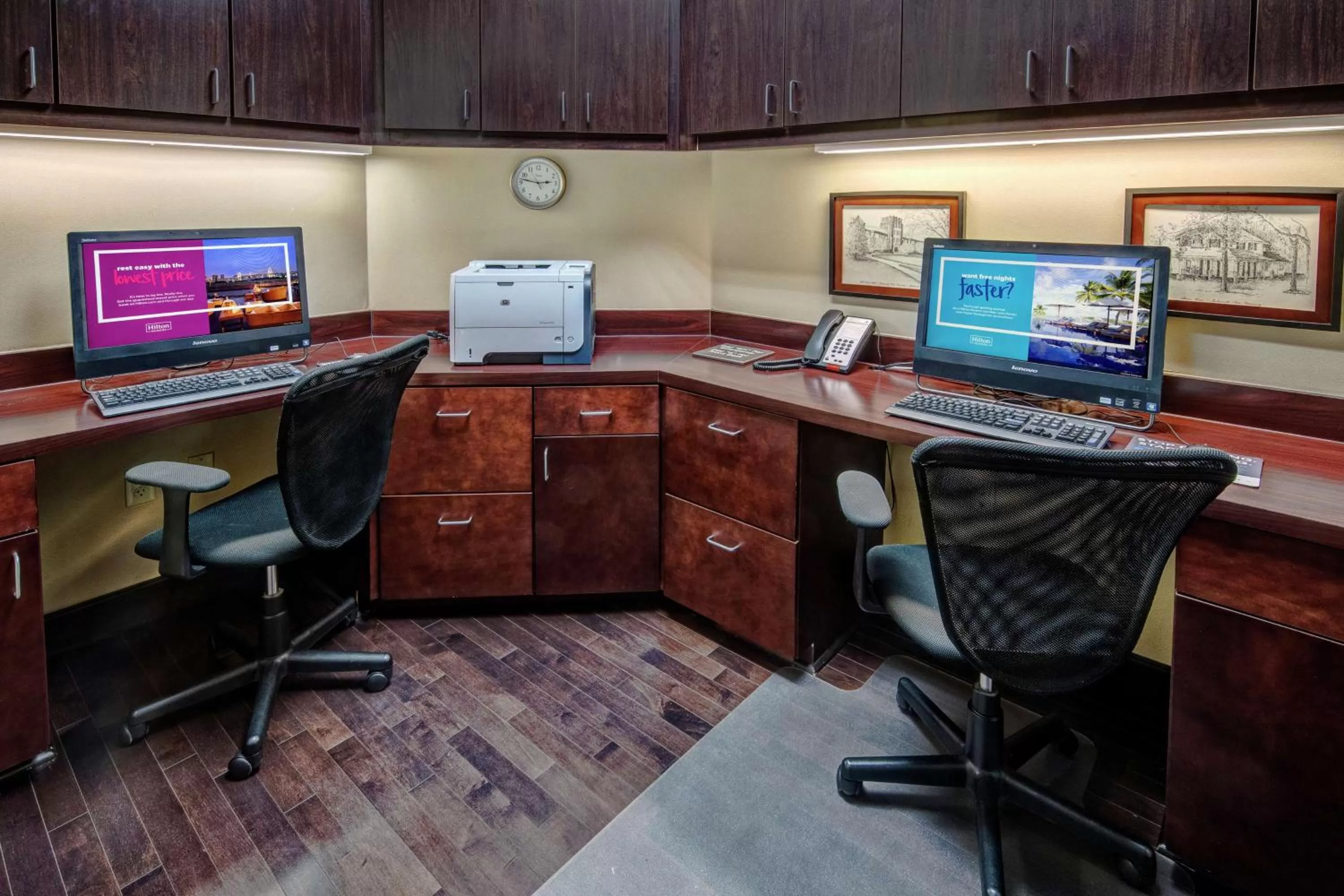 Business facilities in Hampton Inn Jacksonville