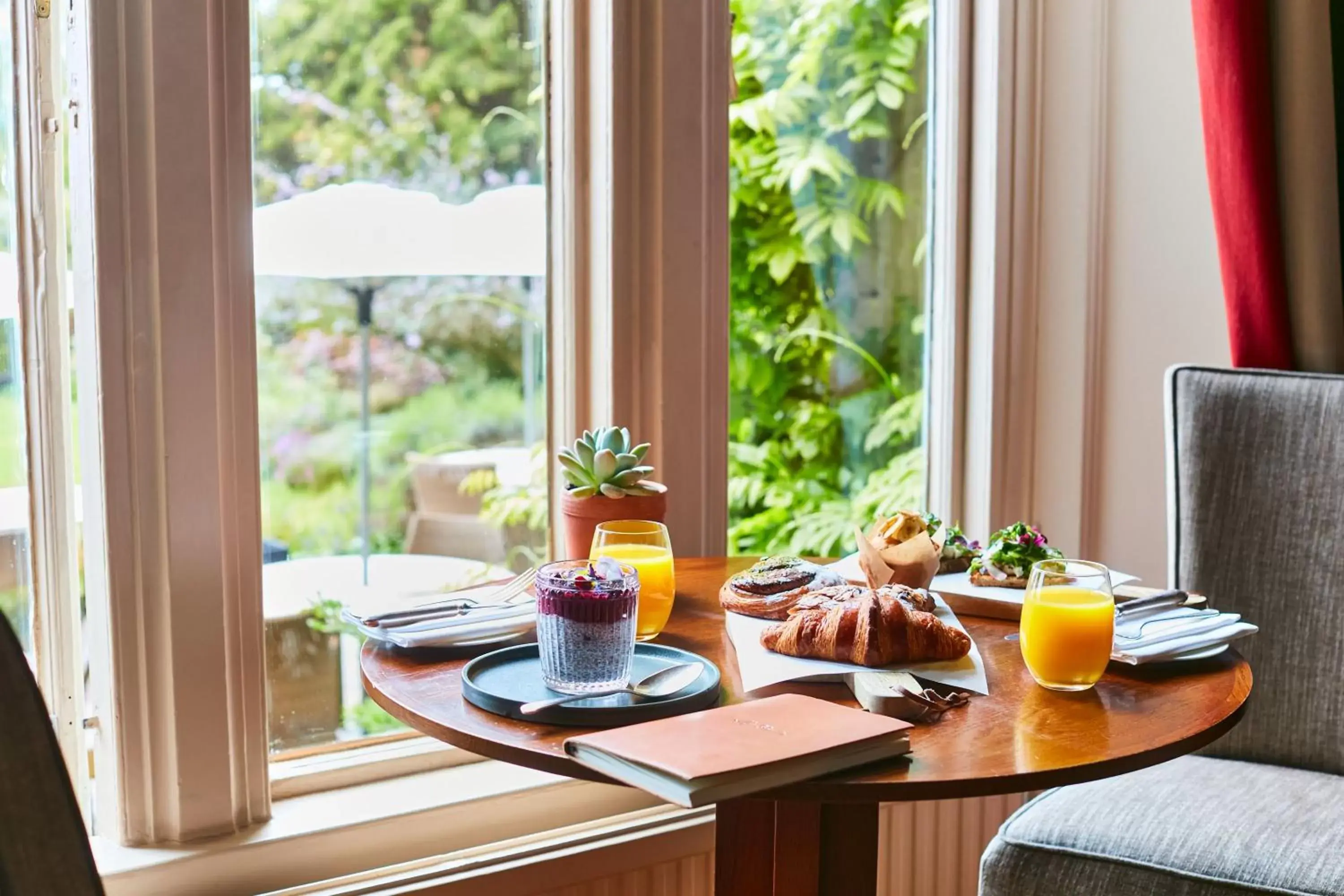 Breakfast, Dining Area in The Bath Priory - A Relais & Chateaux Hotel