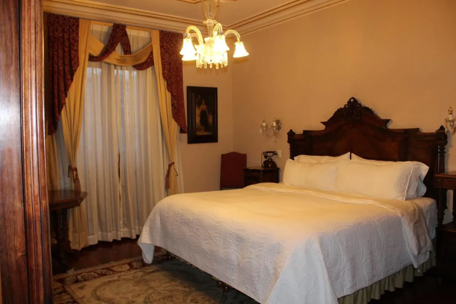 Bed in Hotel Museo Palacio de San Agustin