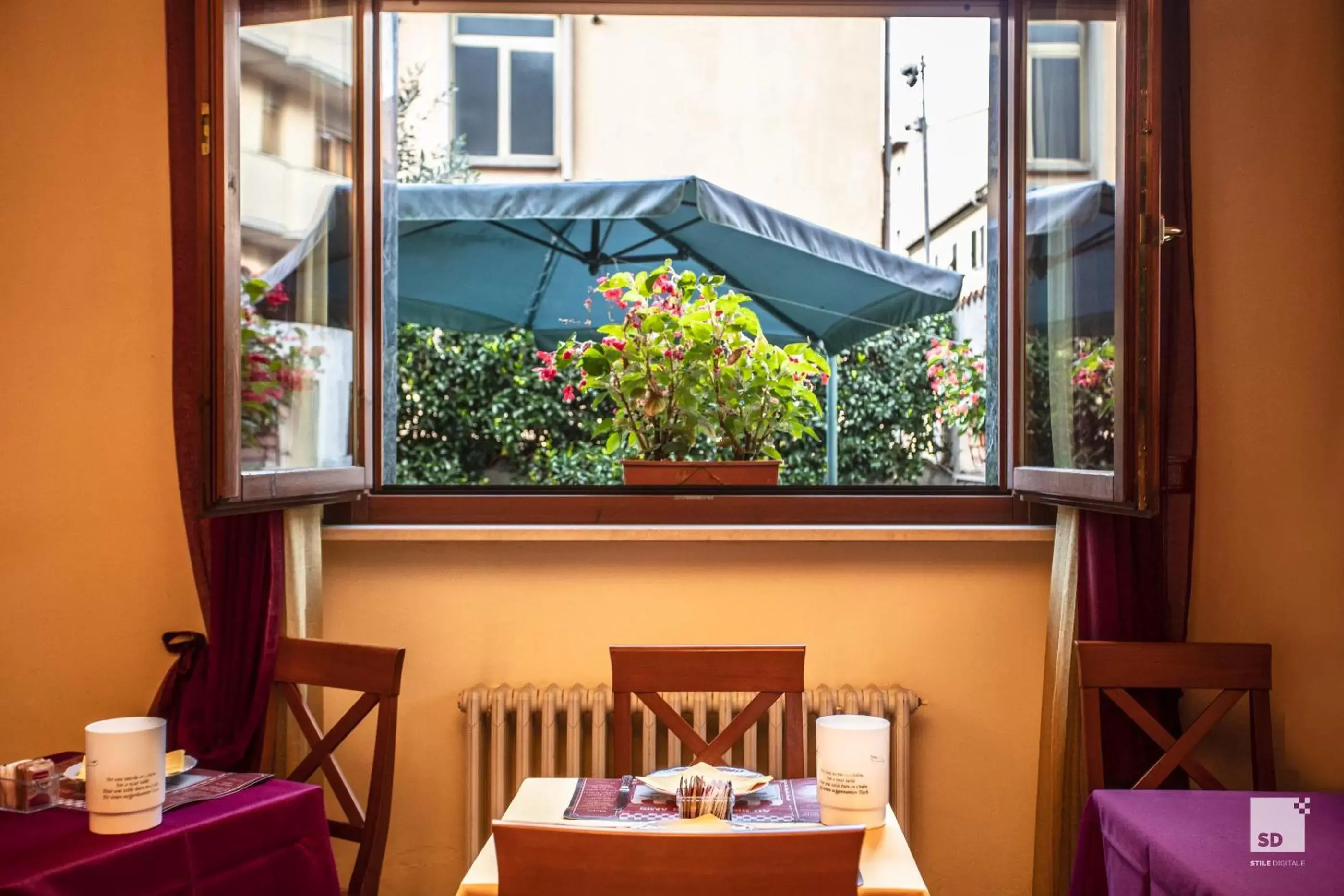 Food and drinks in Hotel Alessandro Della Spina Food and drinks in Hotel Alessandro Della Spina