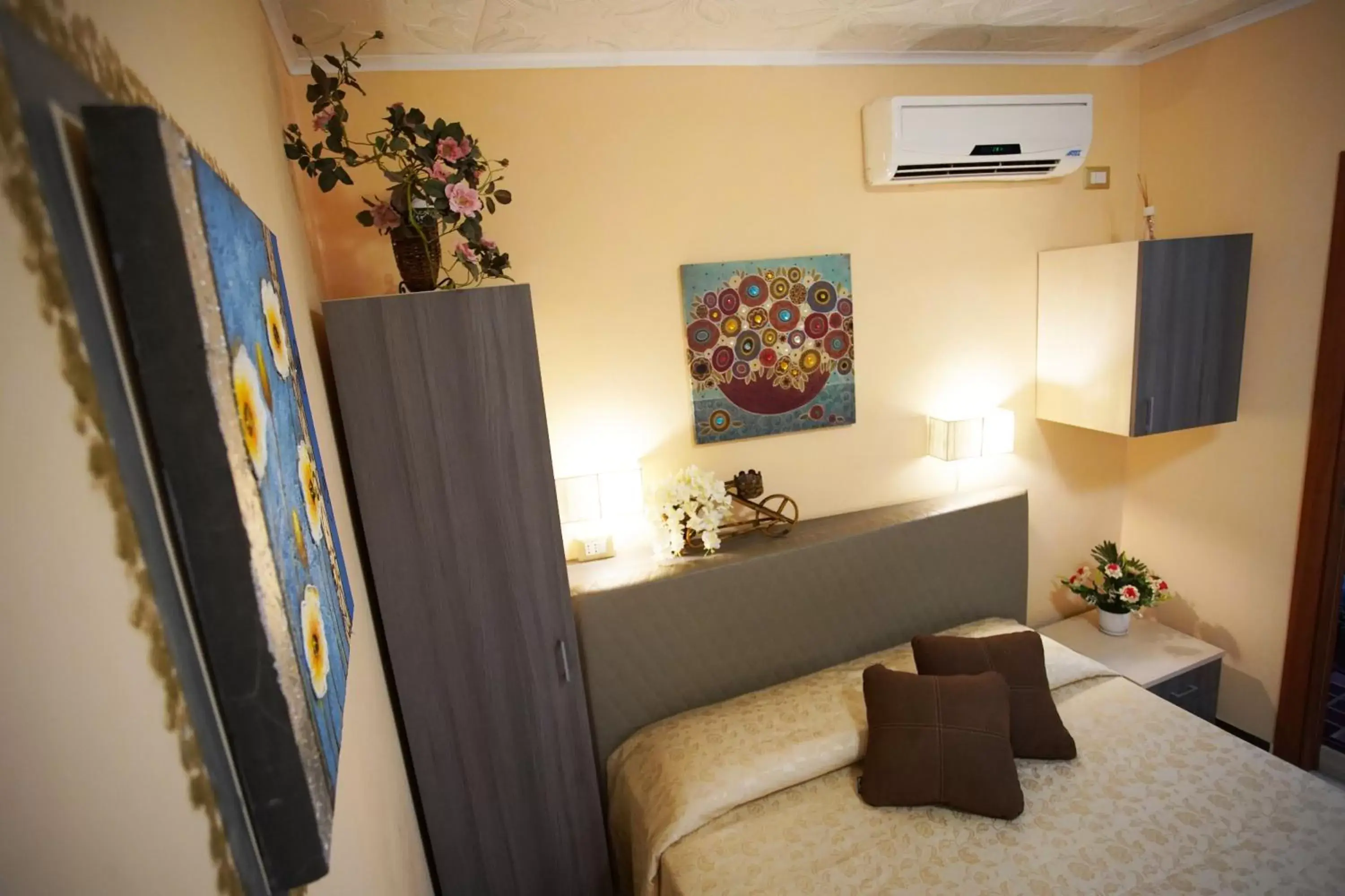 Bedroom, Bed in Golden Dreams Reggio Calabria