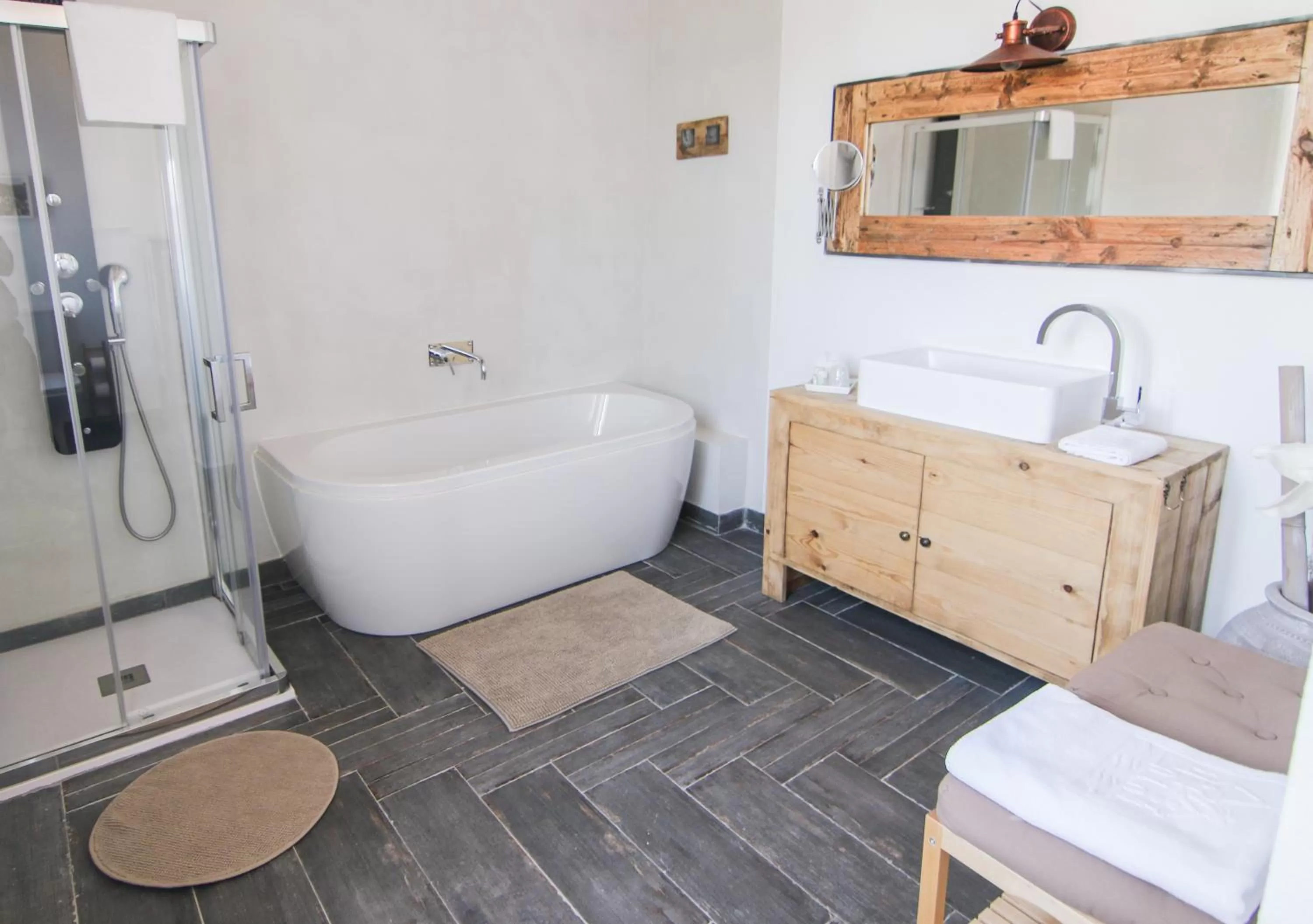 Bathroom in Hotel Capri