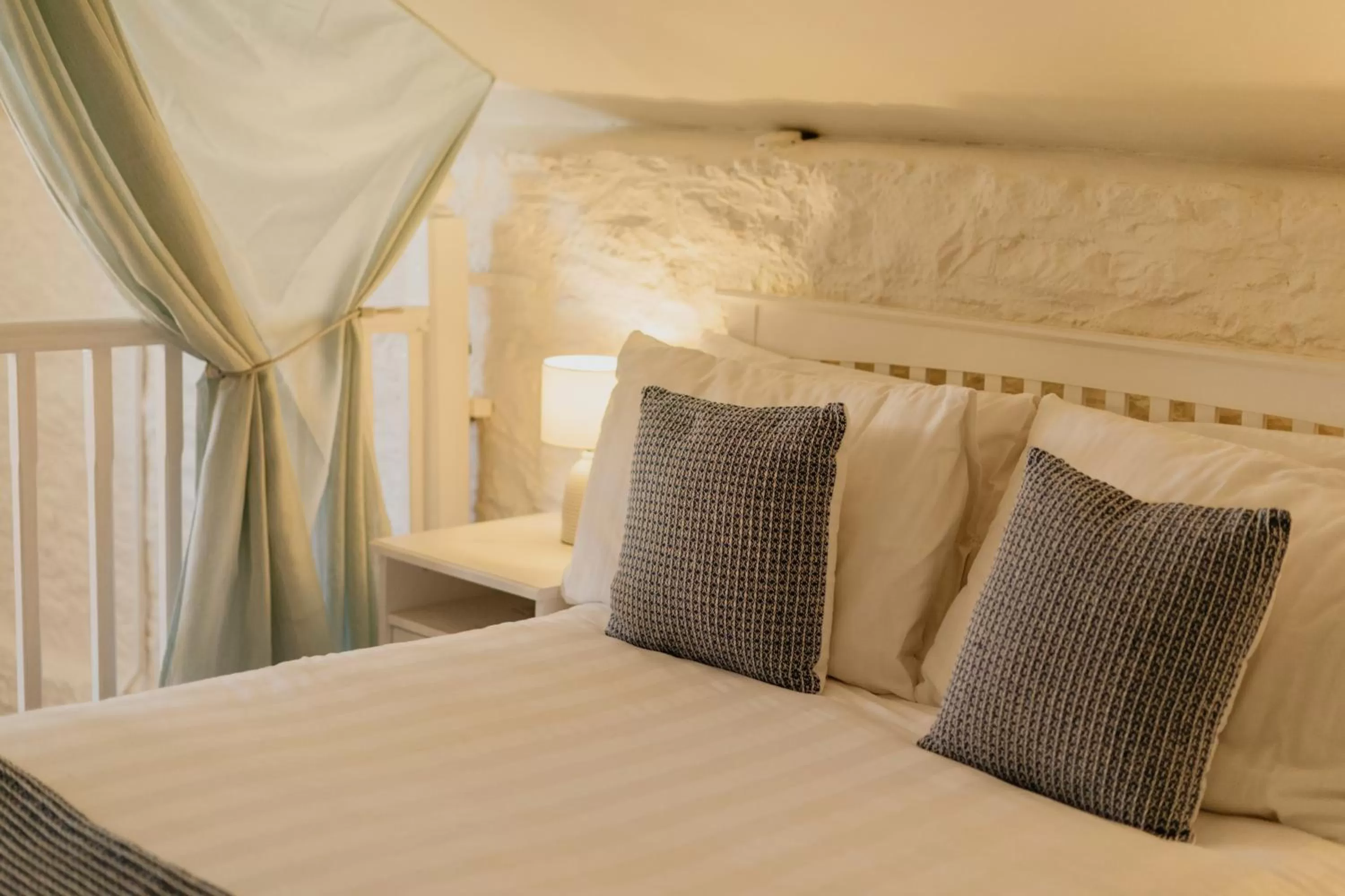 Bed in Little England Retreats - Cottage, Yurt and Shepherd Huts