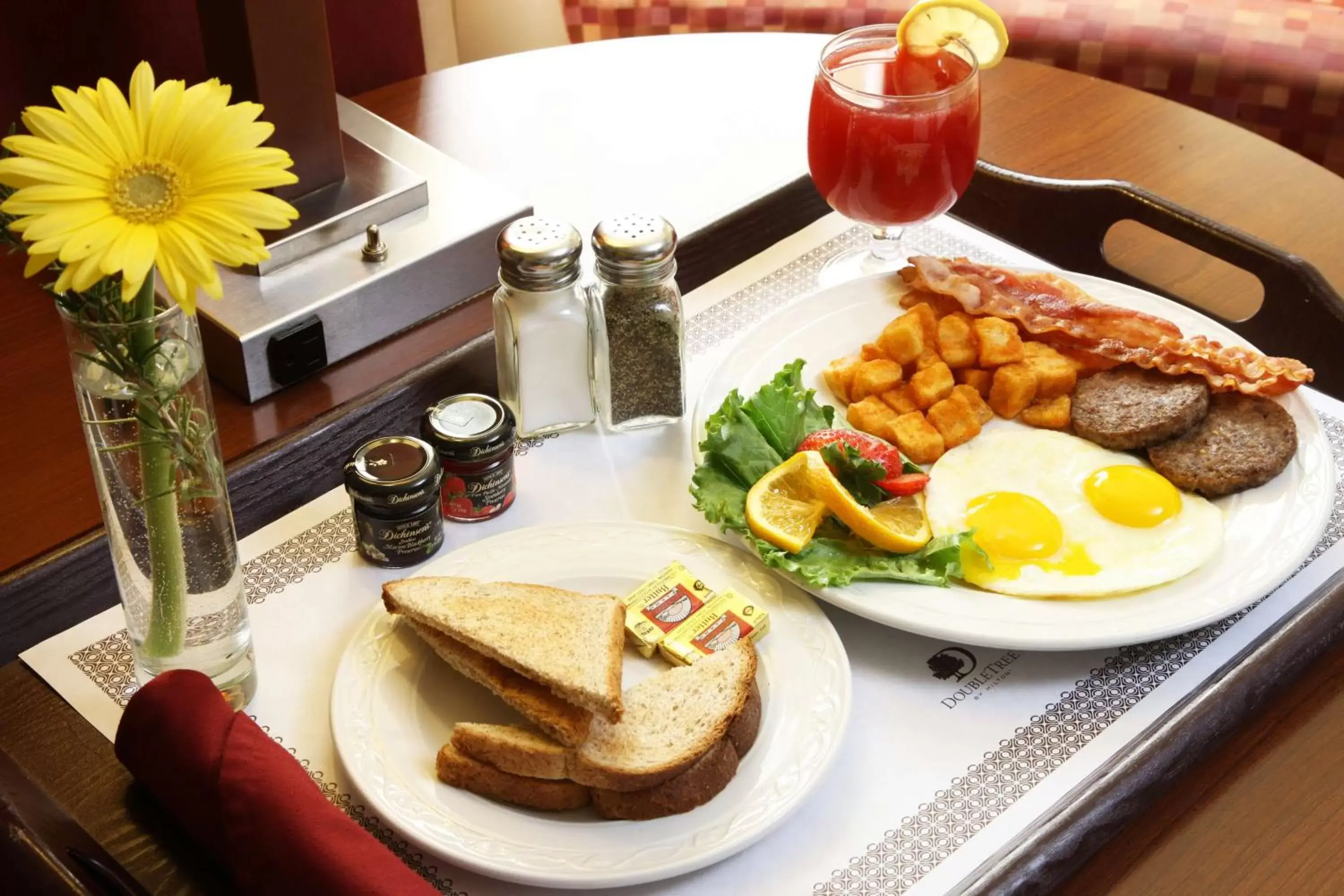 Restaurant/places to eat in DoubleTree by Hilton Murfreesboro Restaurant/places to eat in DoubleTree by Hilton Murfreesboro