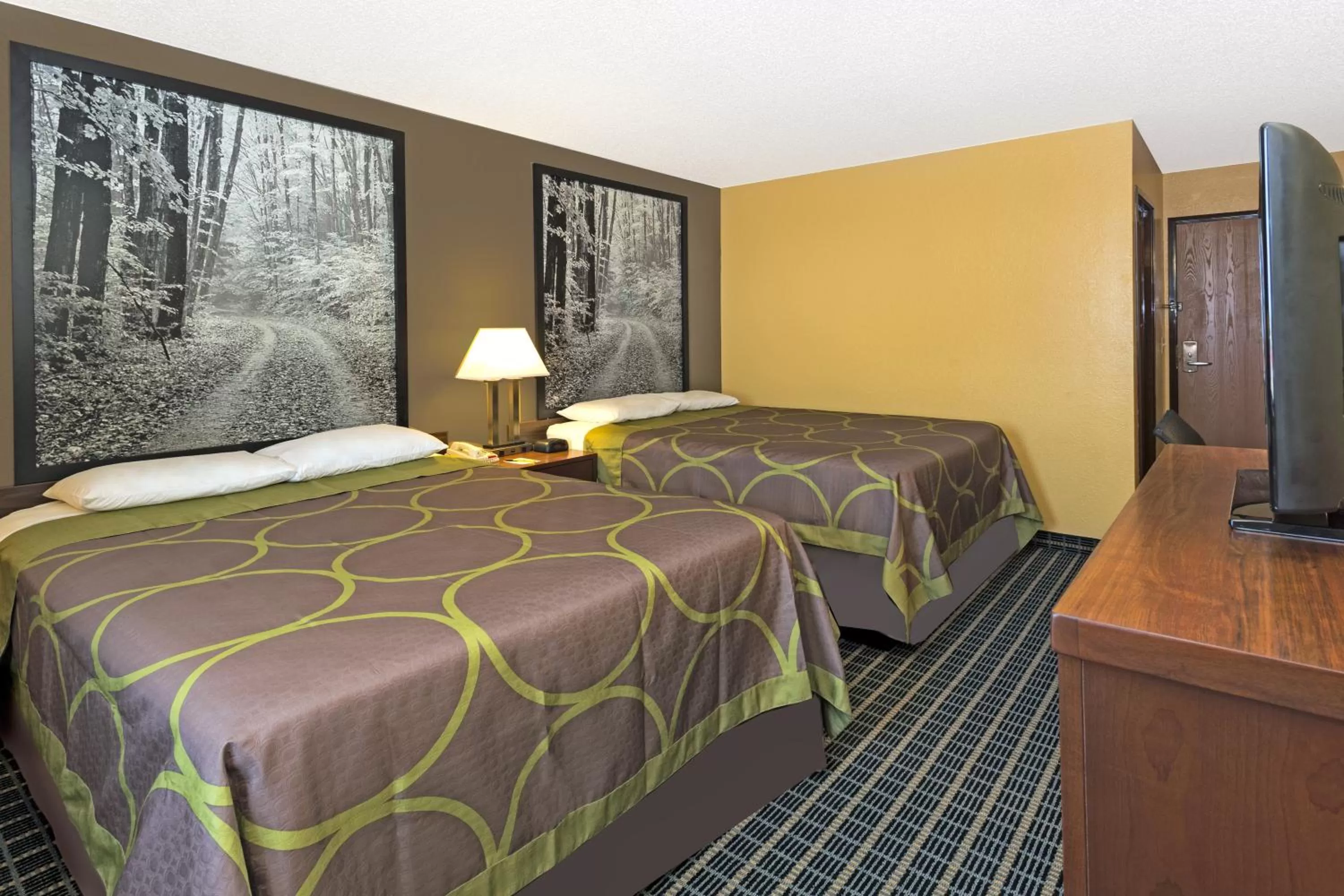 Bed in Super 8 by Wyndham Janesville