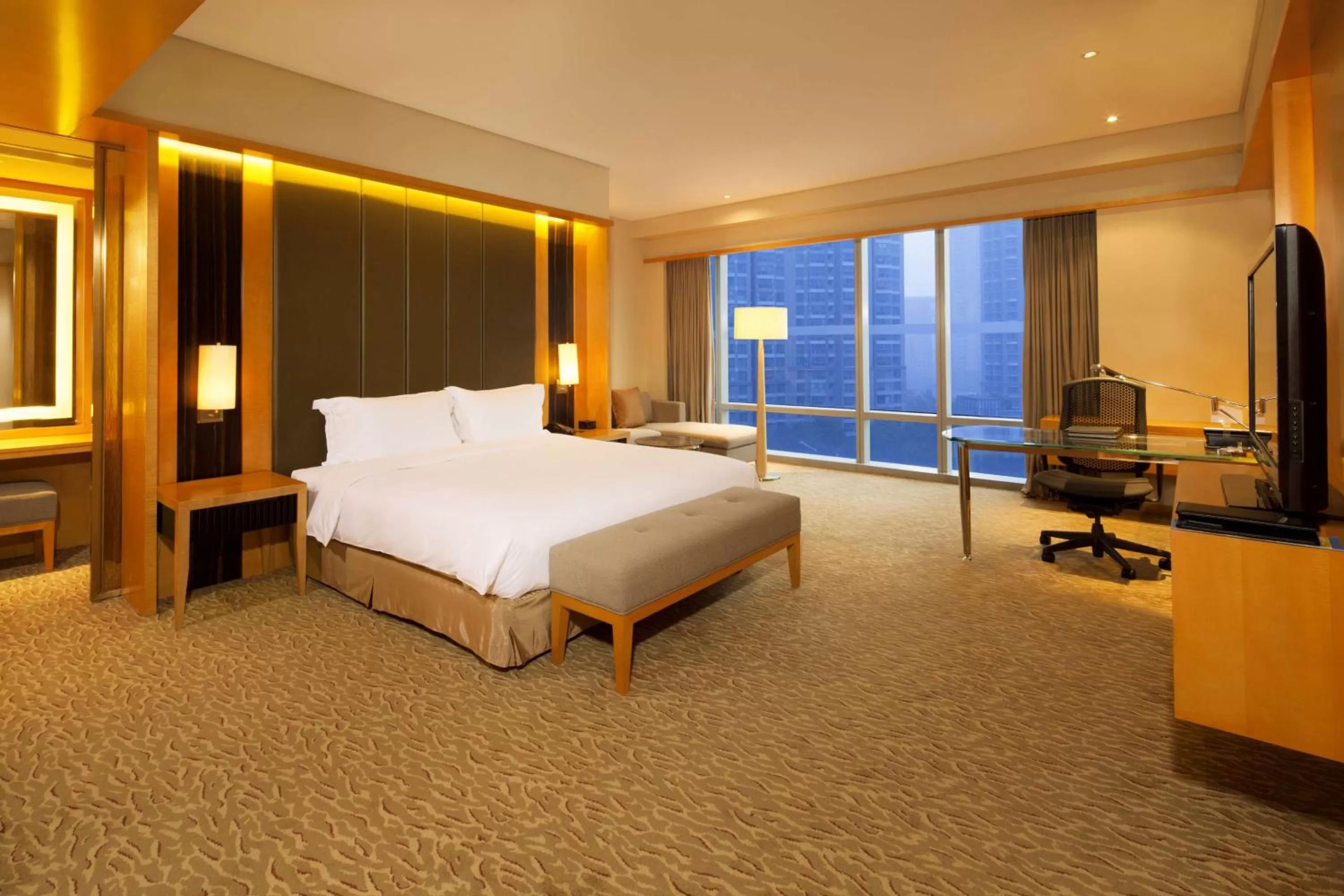Bedroom, Bed in Hilton Nanjing Riverside