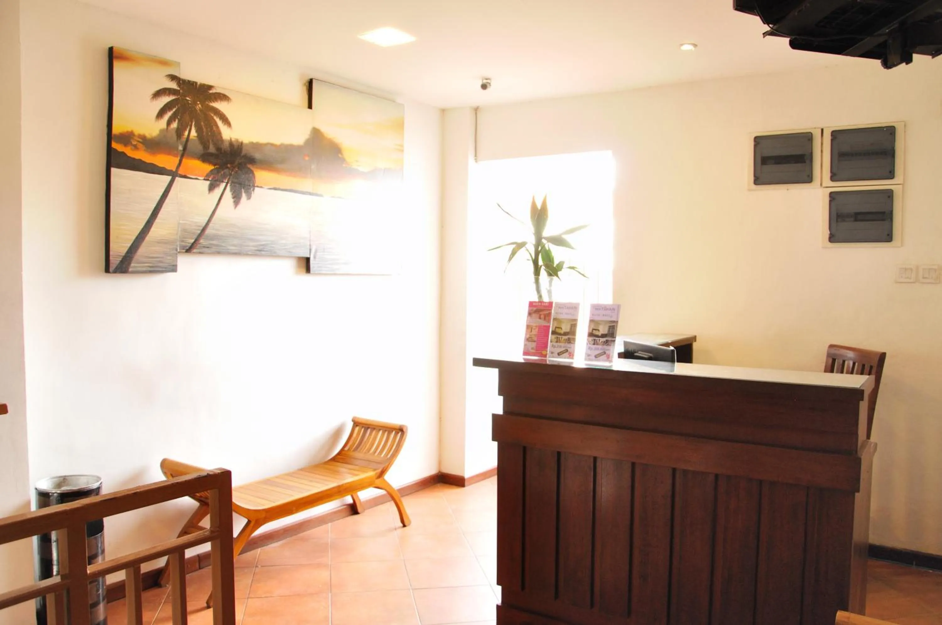 Lobby or reception in Bemo Corner Guest House