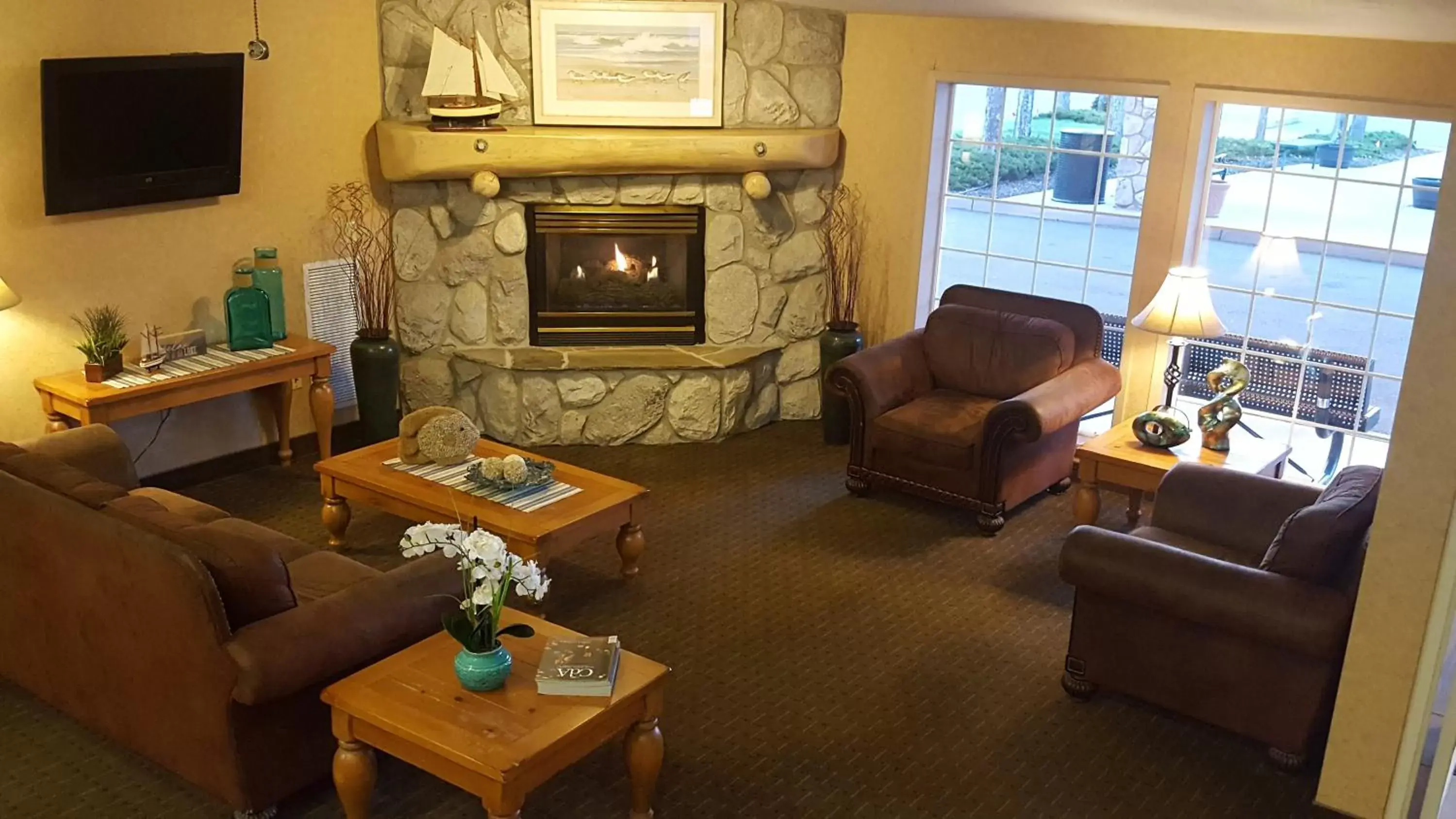 Lobby or reception, Seating Area in Baymont by Wyndham Coeur D Alene