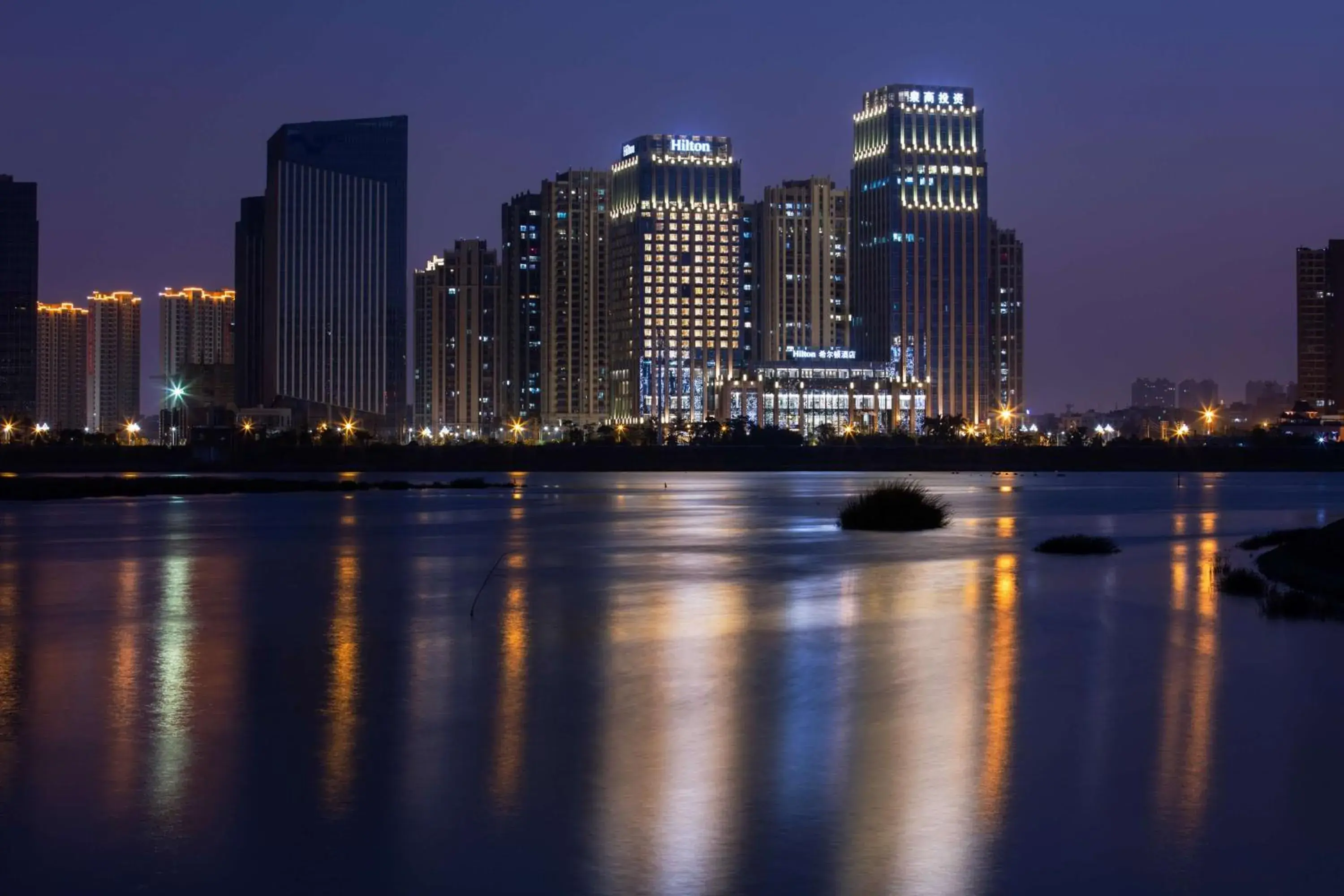 Property building in Hilton Quanzhou Riverside Property building in Hilton Quanzhou Riverside
