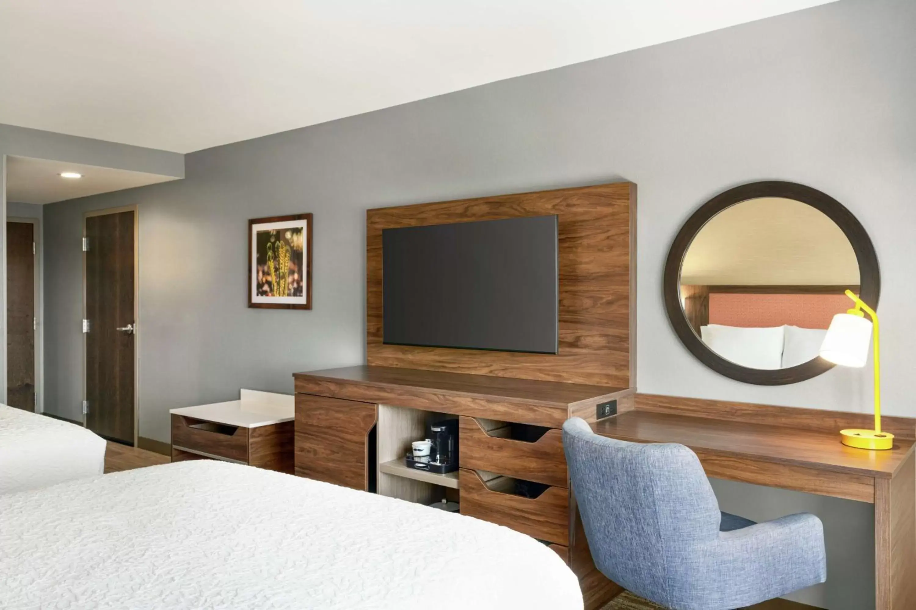 Bedroom, TV/Entertainment Center in Hampton Inn & Suites Olean, Ny