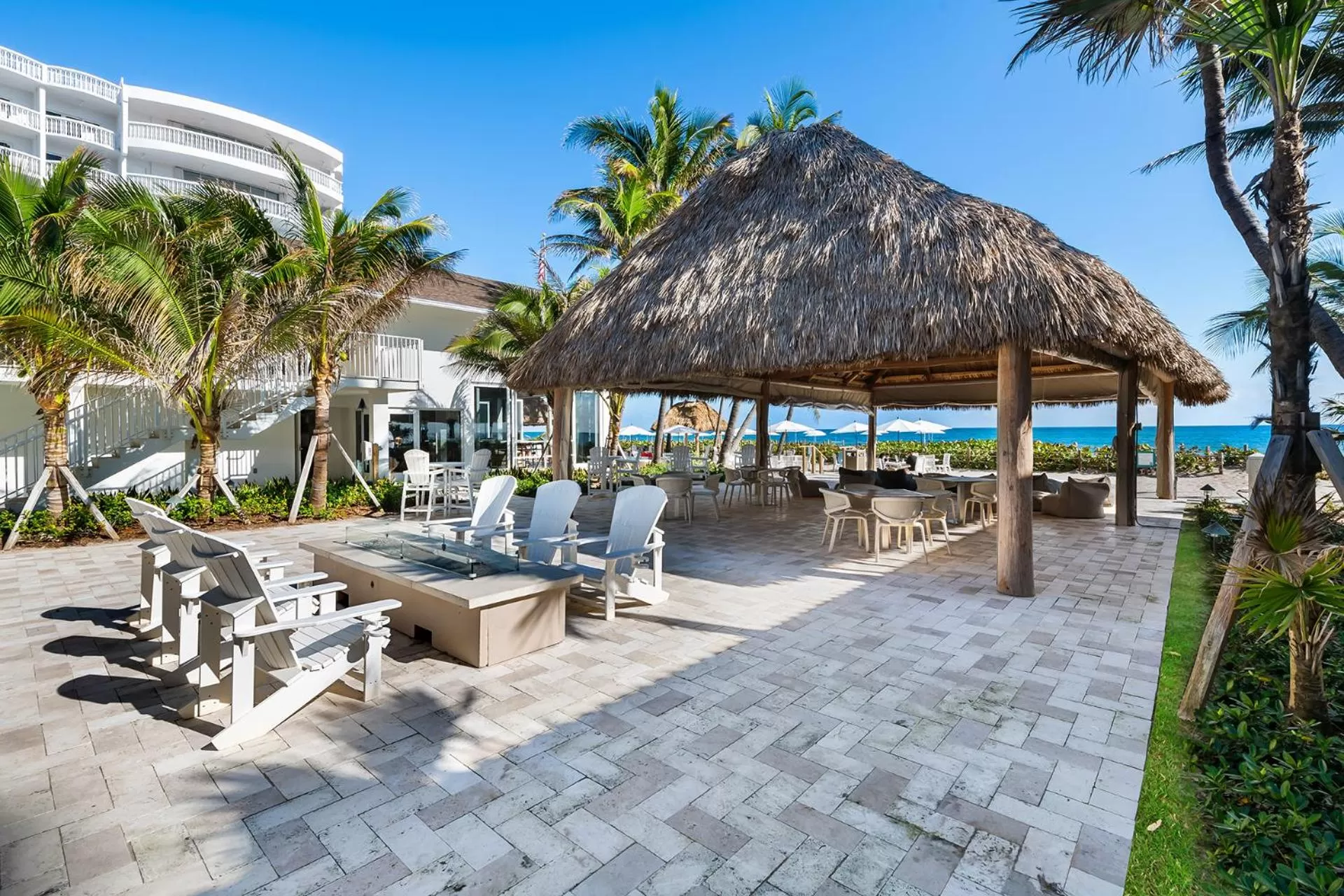 Area and facilities in Beachcomber Resort & Club