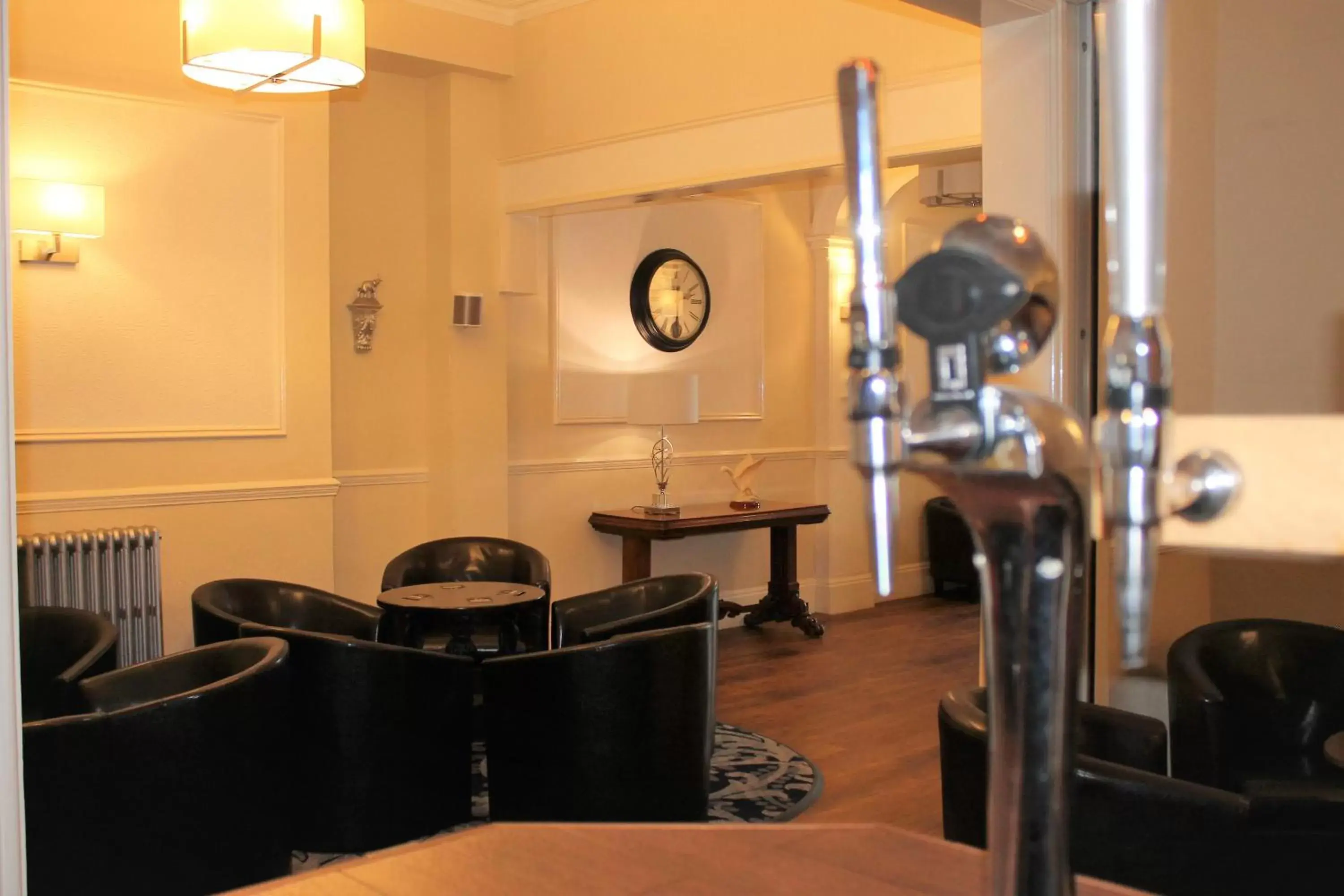 Lounge or bar in Winchmore Hotel