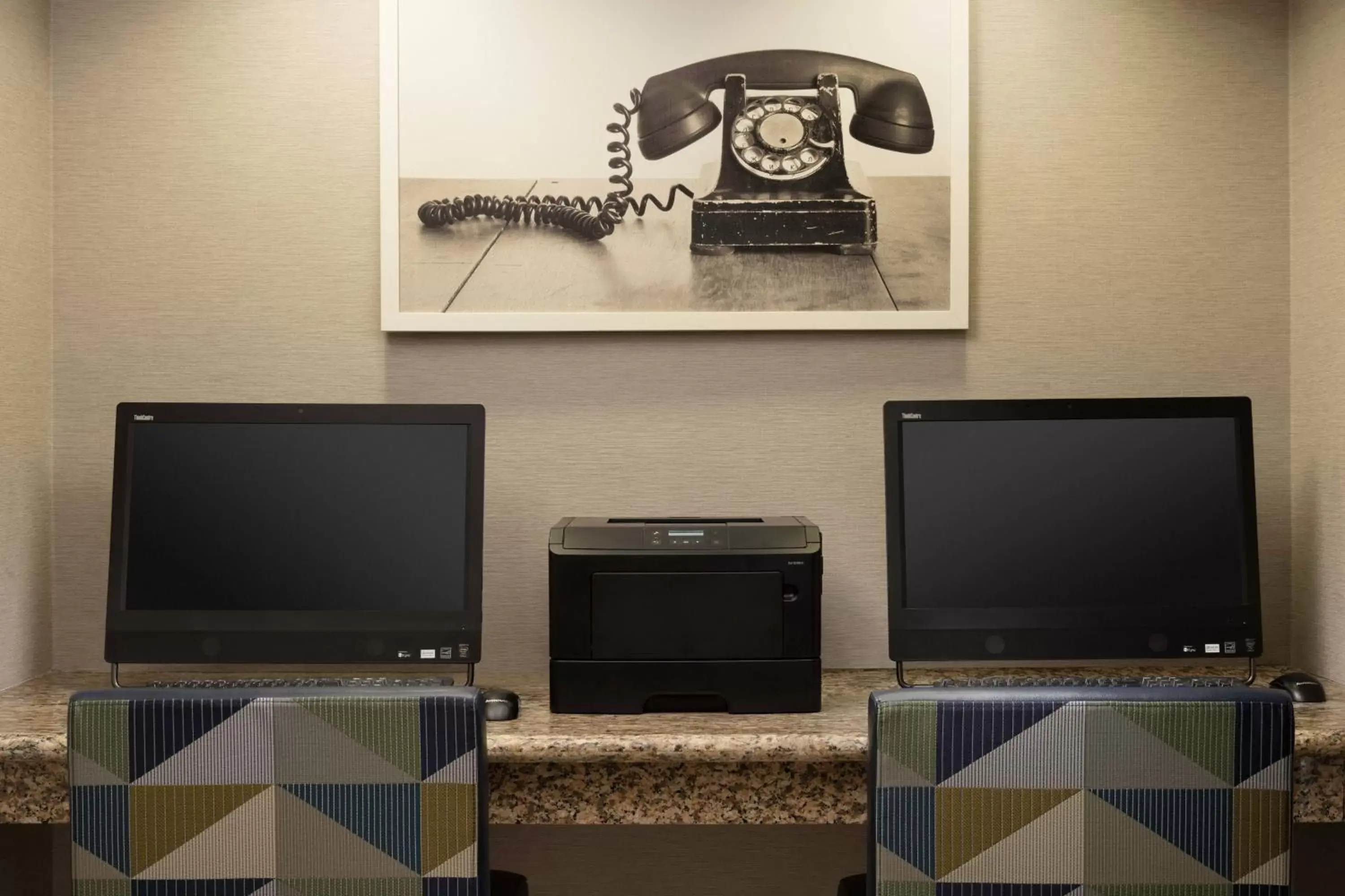 Business facilities, TV/Entertainment Center in Residence Inn by Marriott San Francisco Airport San Mateo