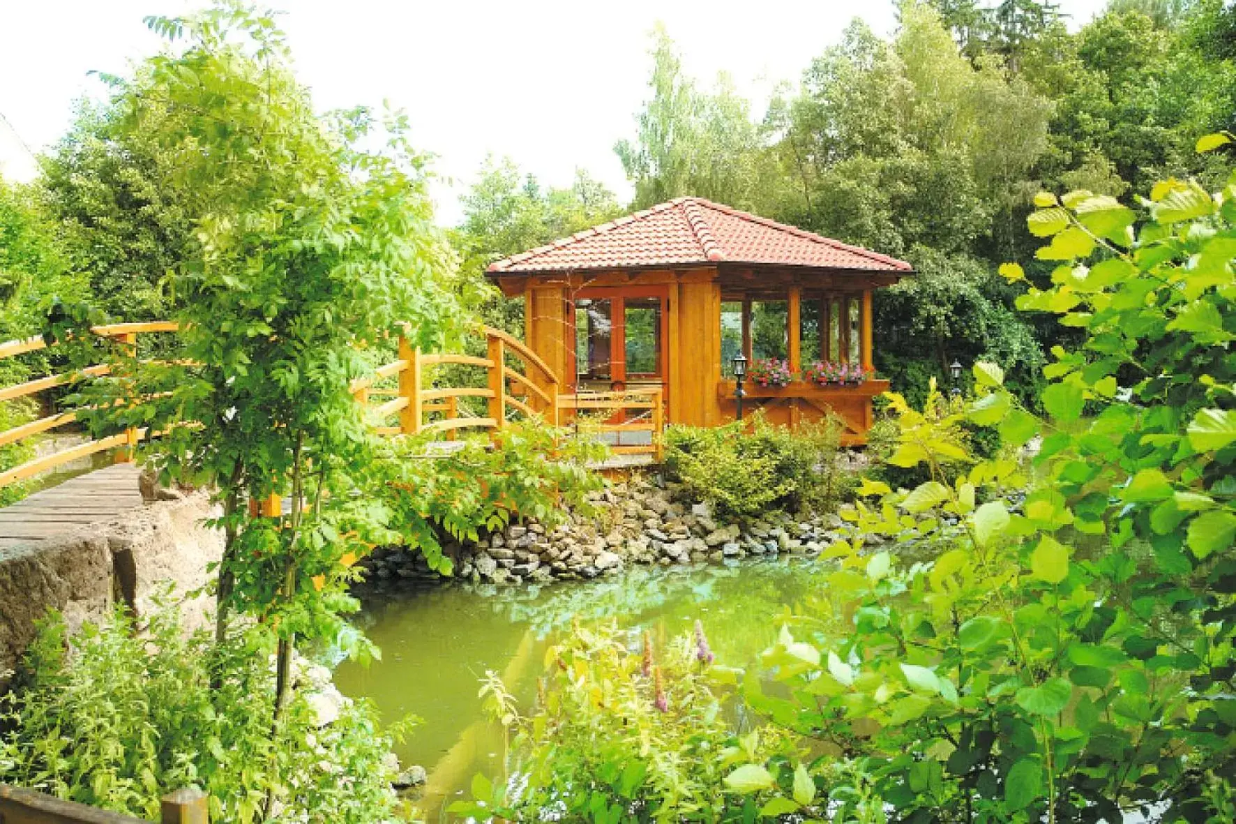 Restaurant/places to eat, Garden in Gasthof Schönau