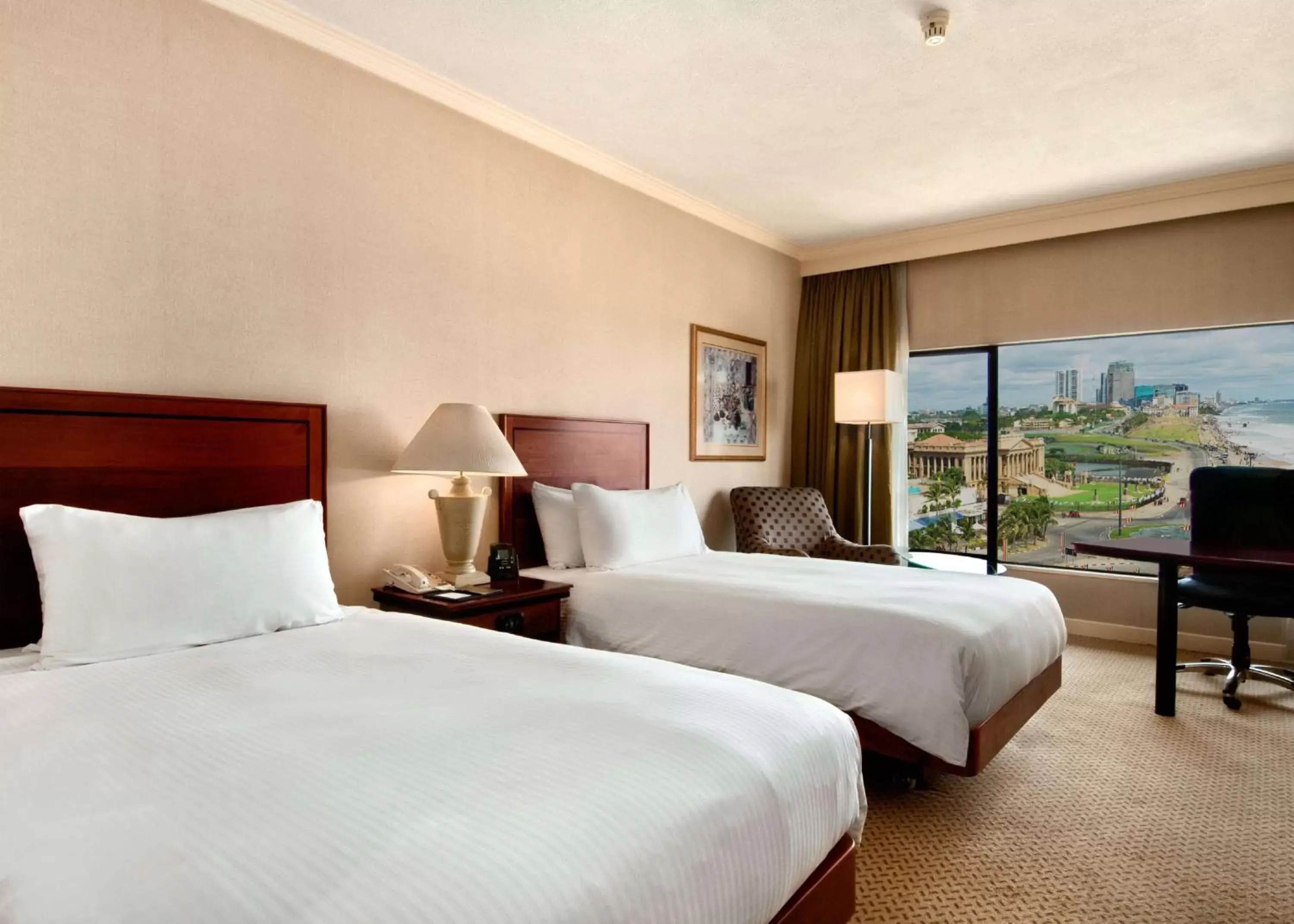 Bedroom, Bed in Hilton Colombo Hotel