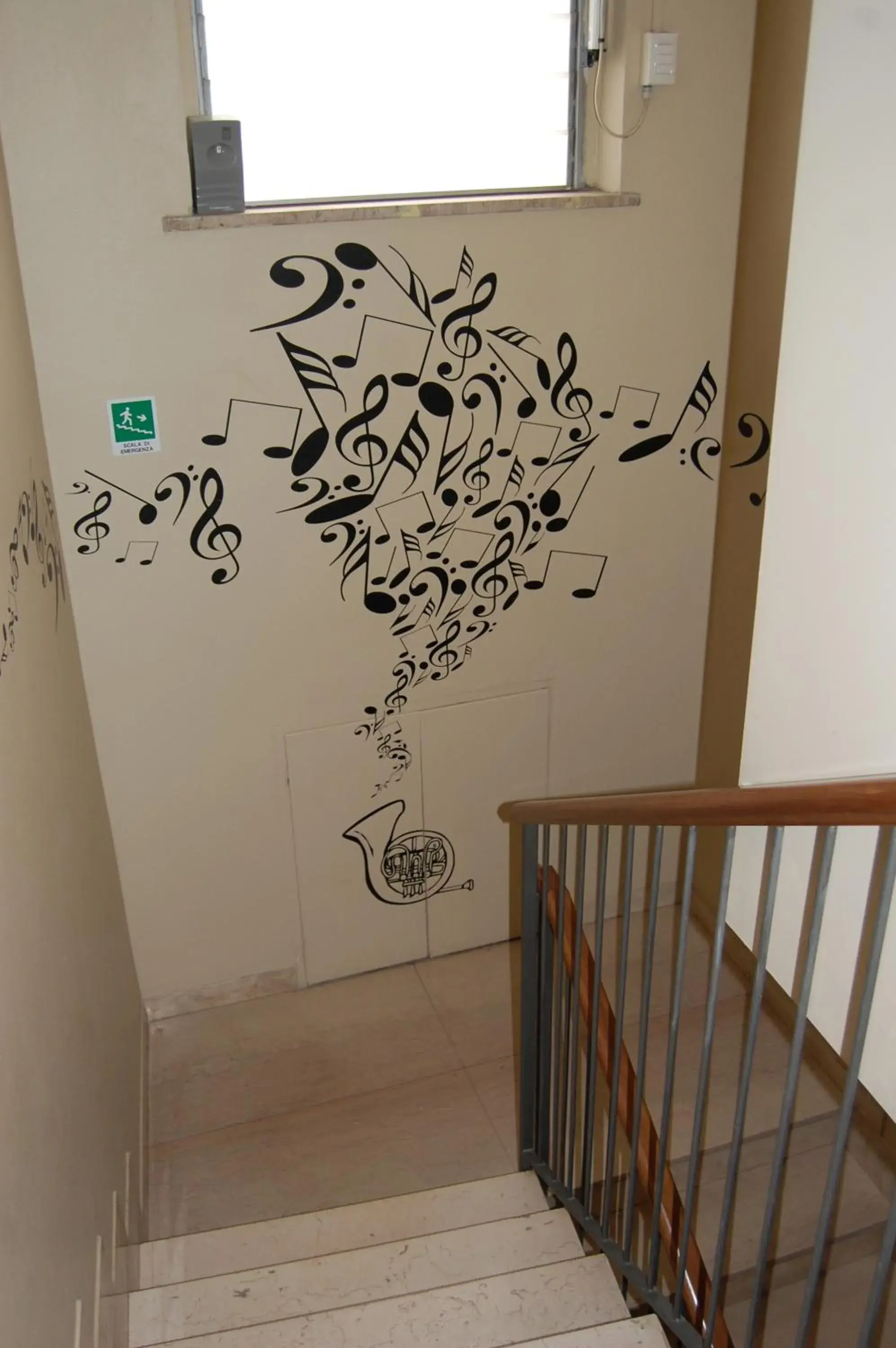 Decorative detail, Bathroom in Albergo Visconti