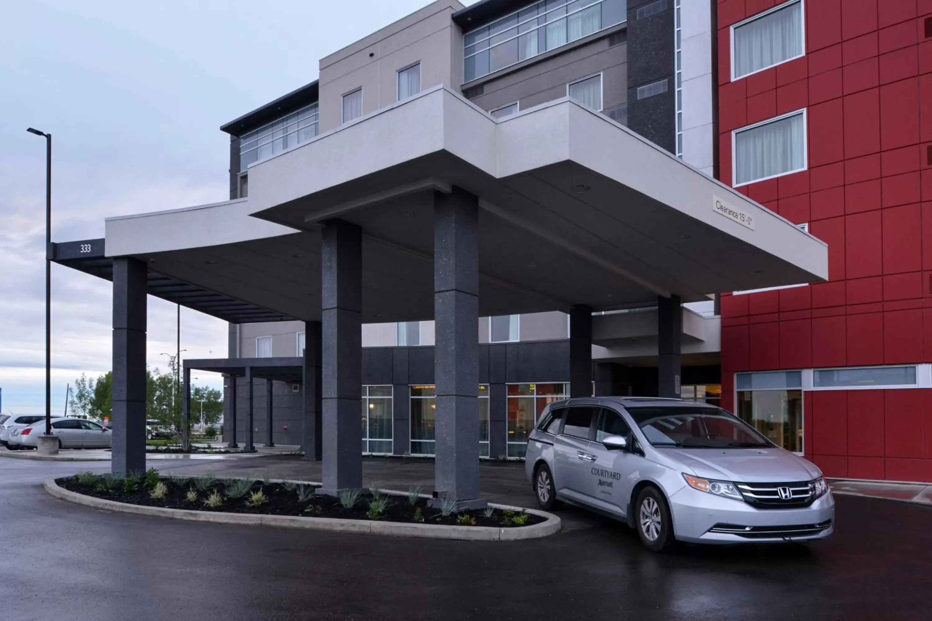 Property Building in Courtyard by Marriott Saskatoon Airport