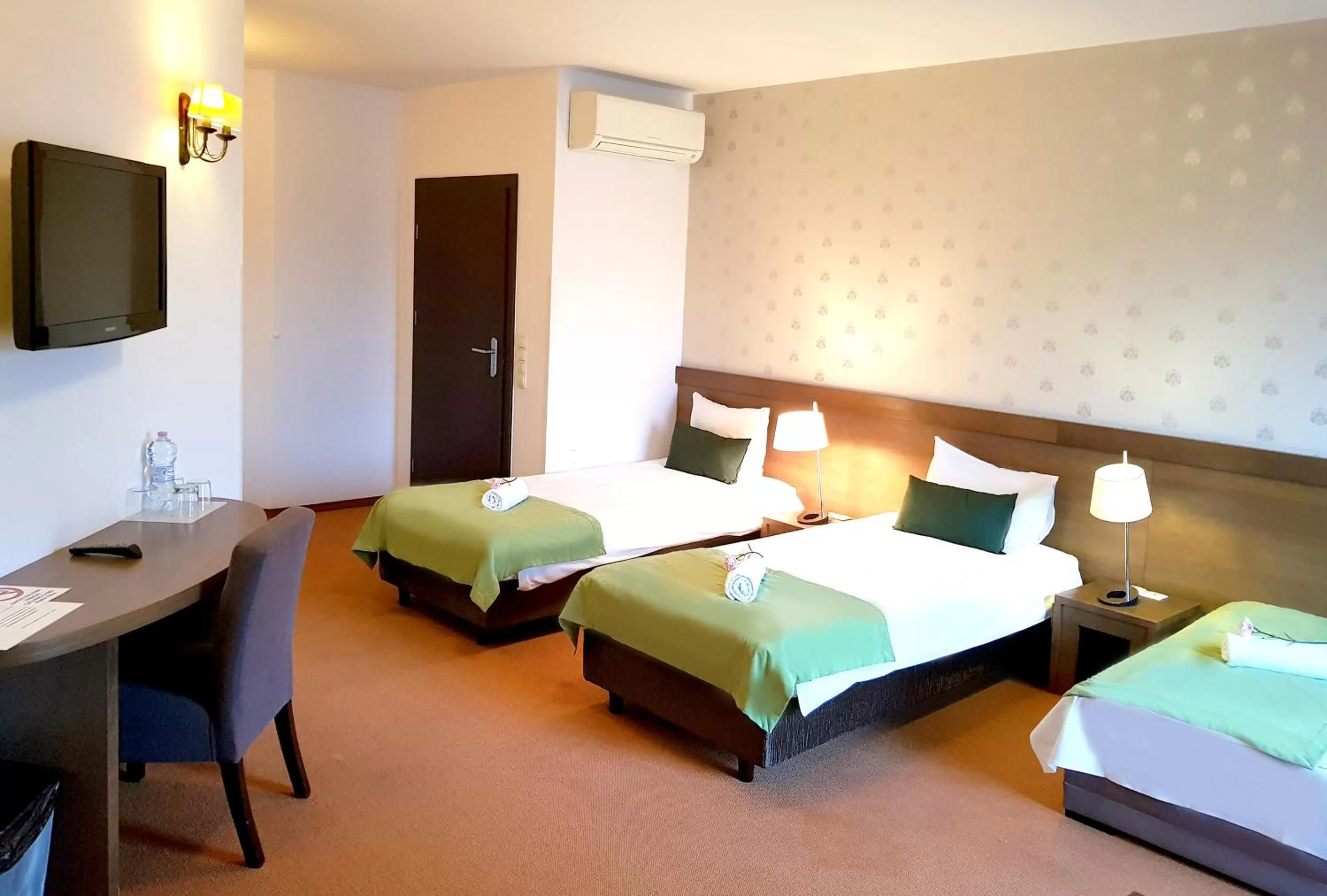 Bed in Hotel Willowa