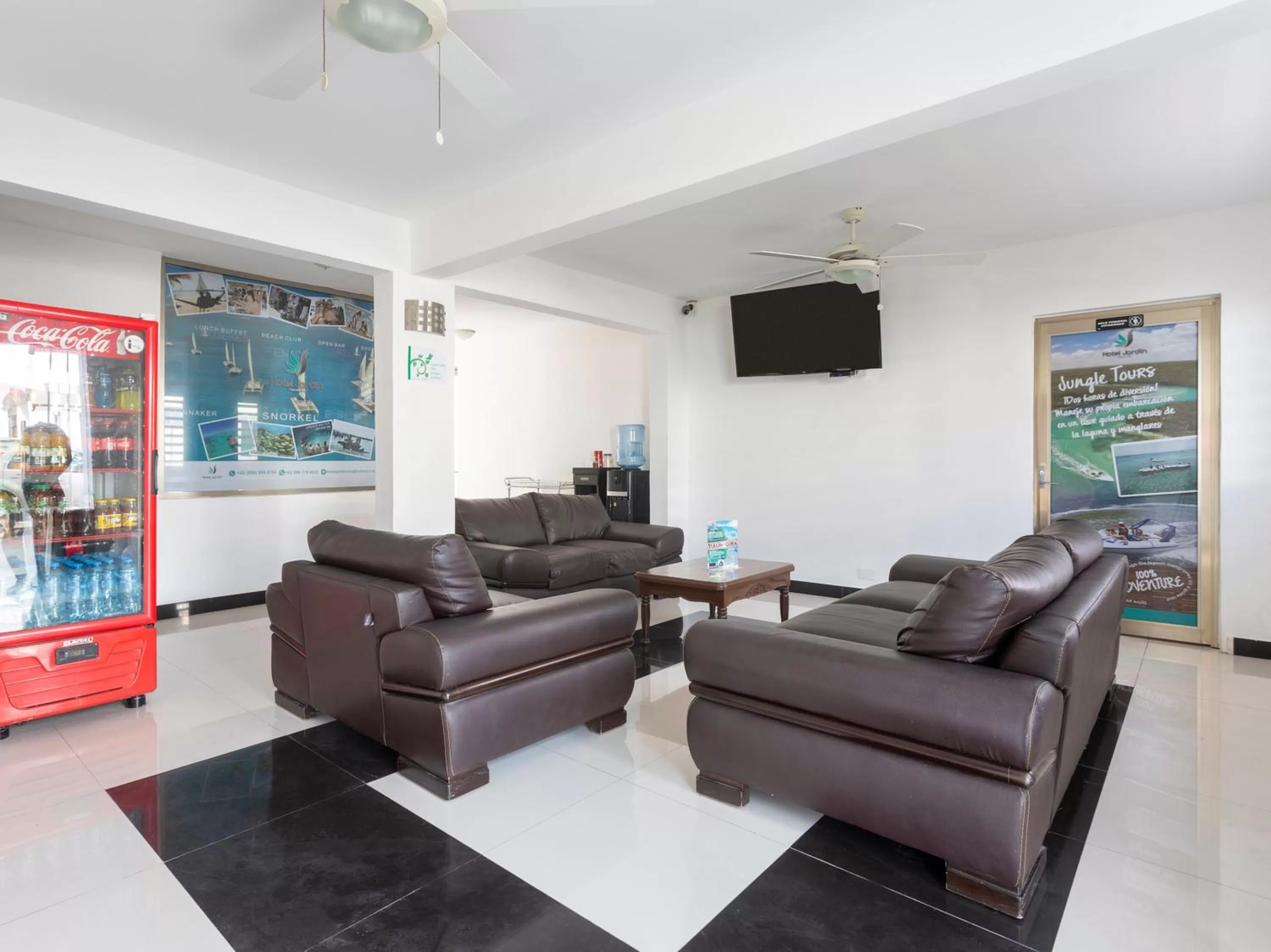 Lobby or reception in Hotel Jardín Cancún