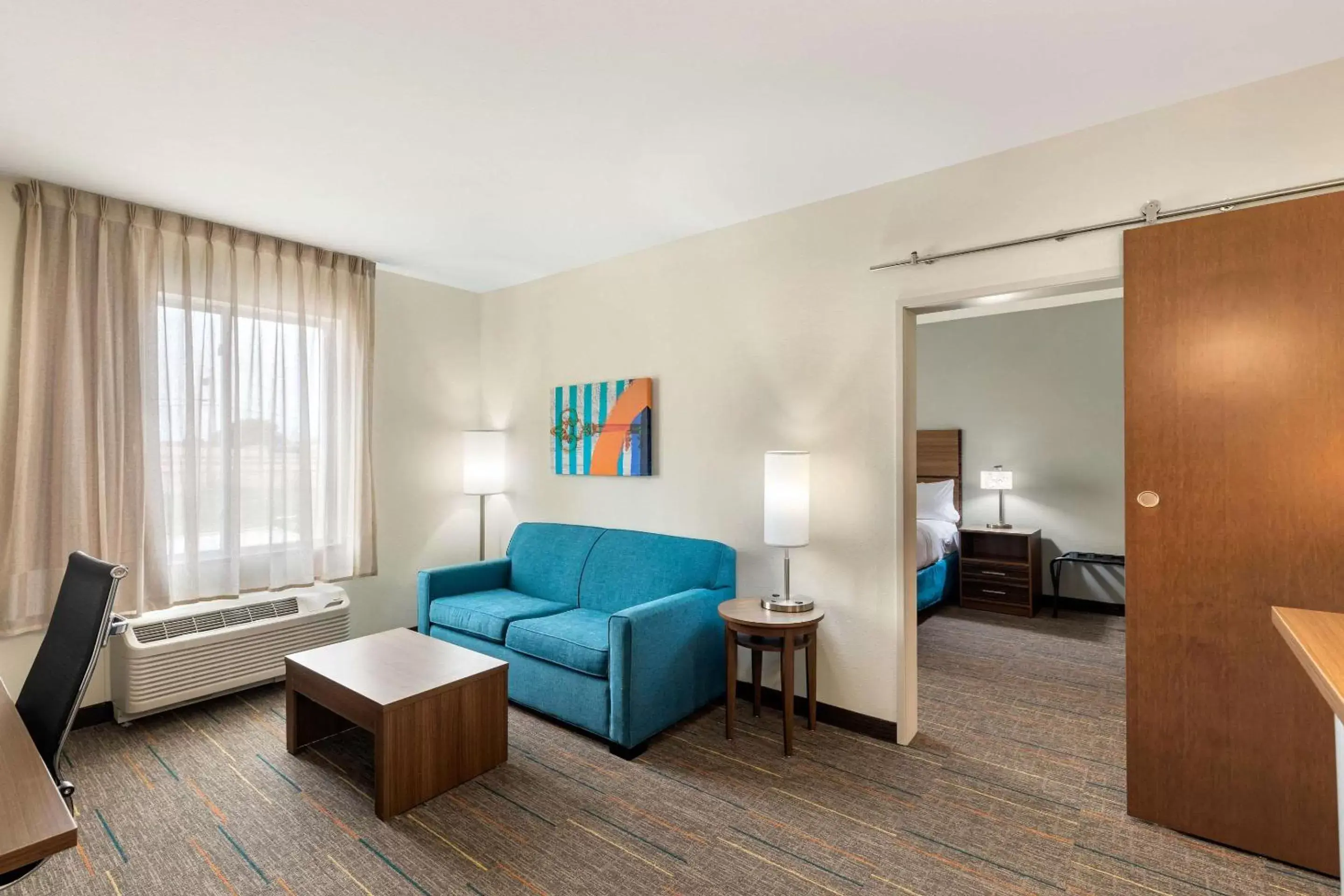 TV and multimedia, Seating Area in MainStay Suites Lancaster Dallas South