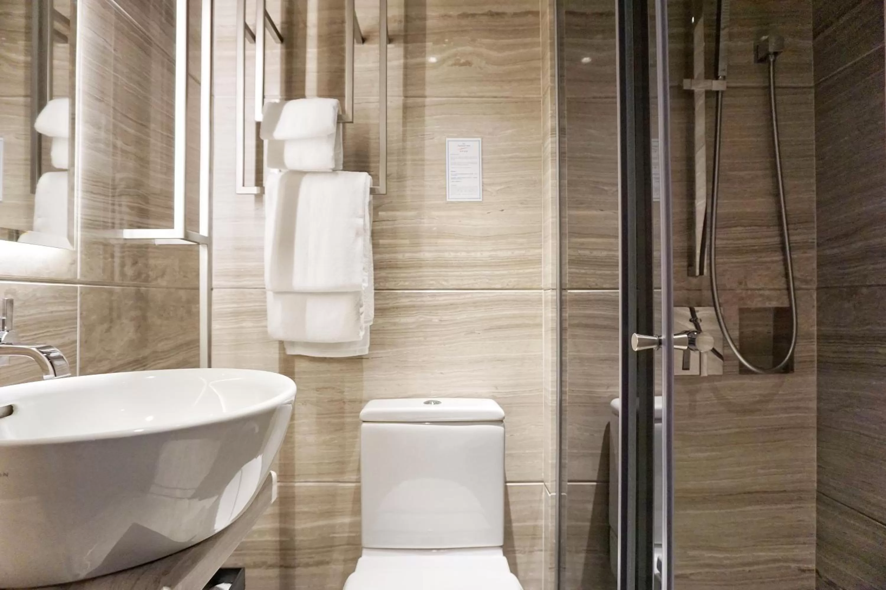 Bathroom in The Harbourview - Chinese YMCA of Hong Kong