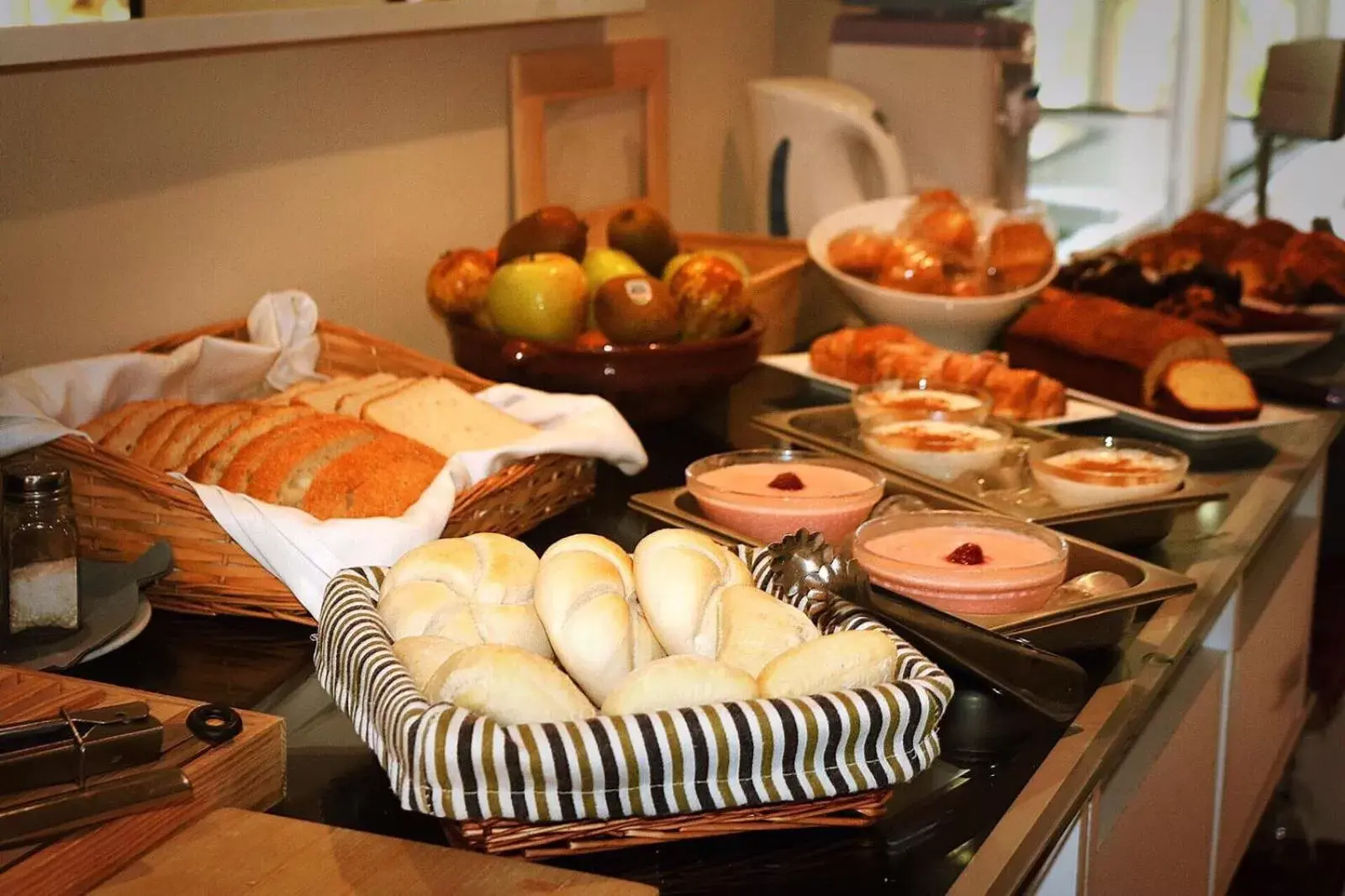 Buffet breakfast, Breakfast in Apartamentos Royal Life