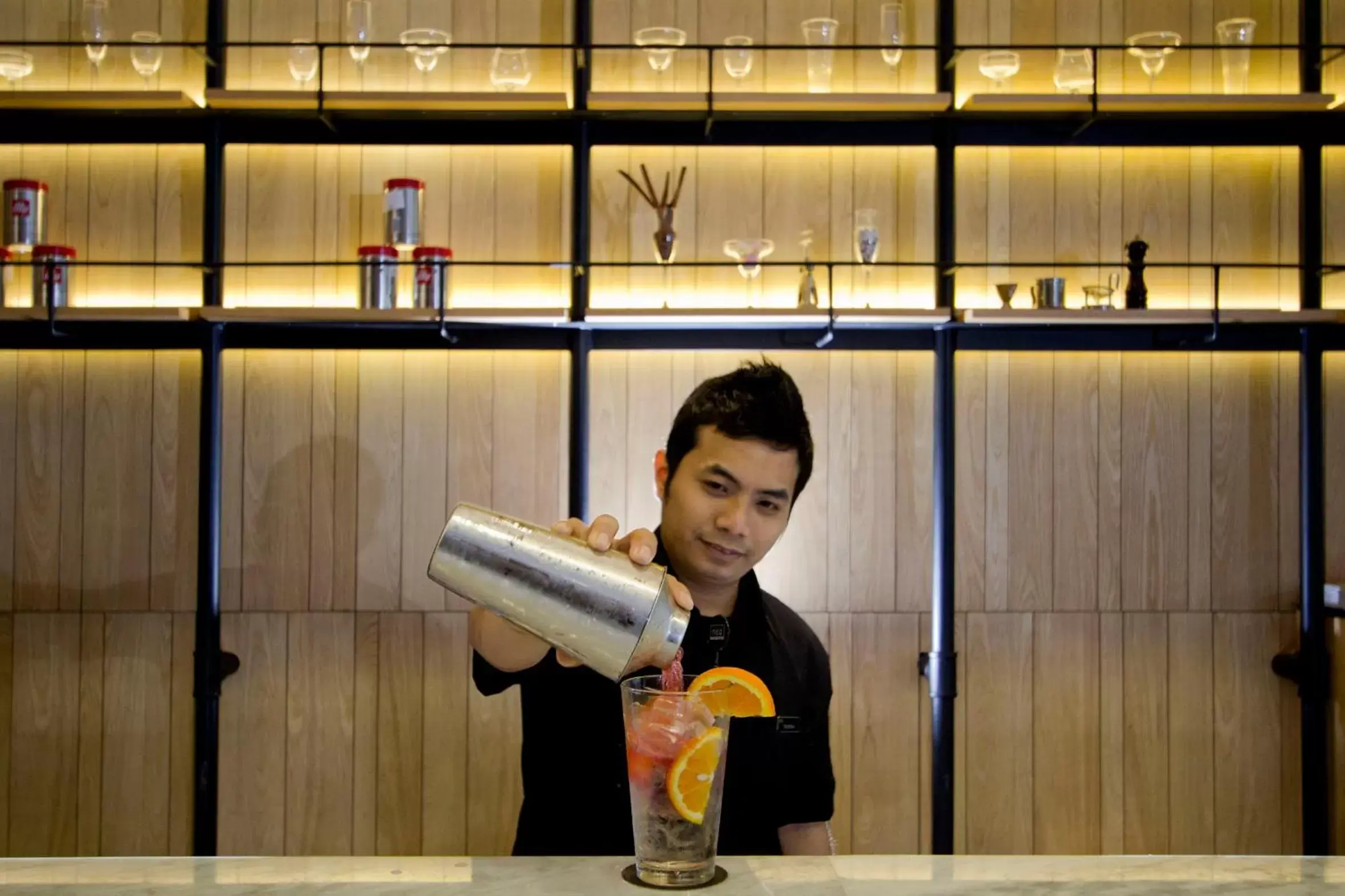 Lounge or bar in Neo Hotel Tendean Jakarta by ASTON