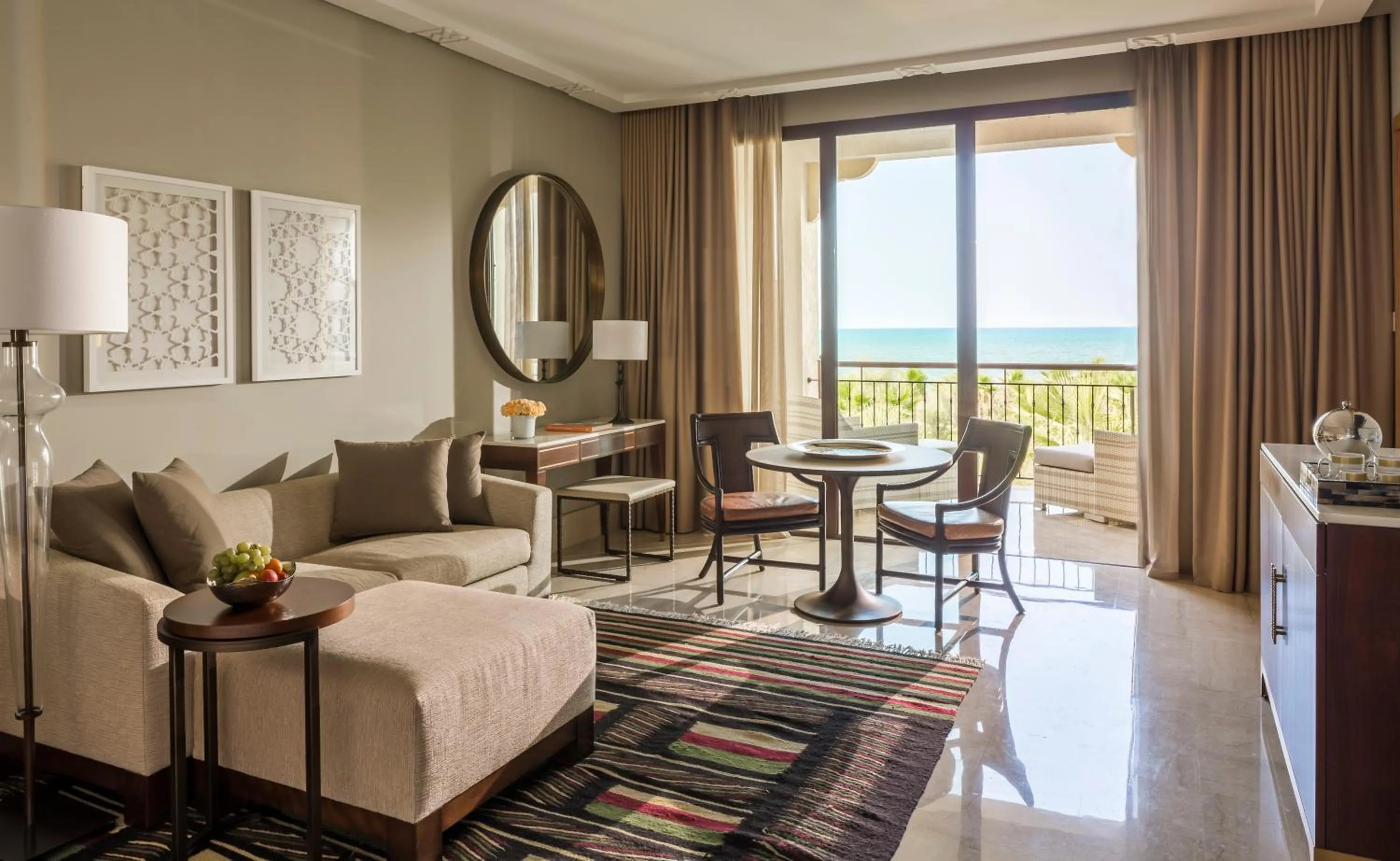 Living room in Four Seasons Hotel Tunis