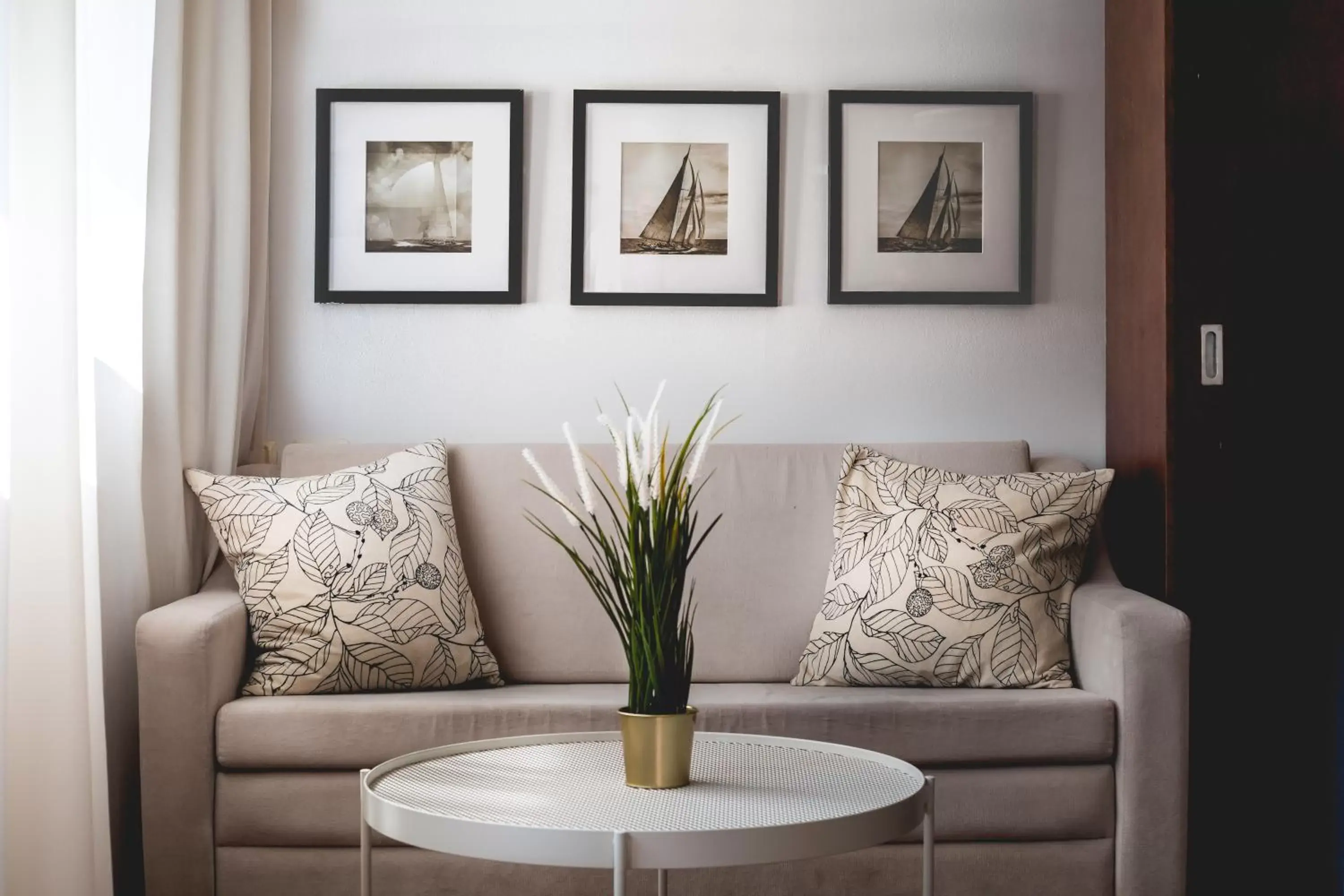 Living room, Seating Area in Satori Hotel